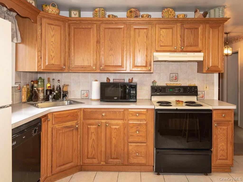 3601 Wadena Street, Hempstead, NY, 3 Bedrooms Bedrooms, 6 Rooms Rooms,1 BathroomBathrooms,Residential,For Rent,Wadena,0,1014925 3601 Wadena Street, Hempstead, NY, 3 Bedrooms Bedrooms, 6 Rooms Rooms,1 BathroomBathrooms,Residential,For Rent,Wadena,0,1014925