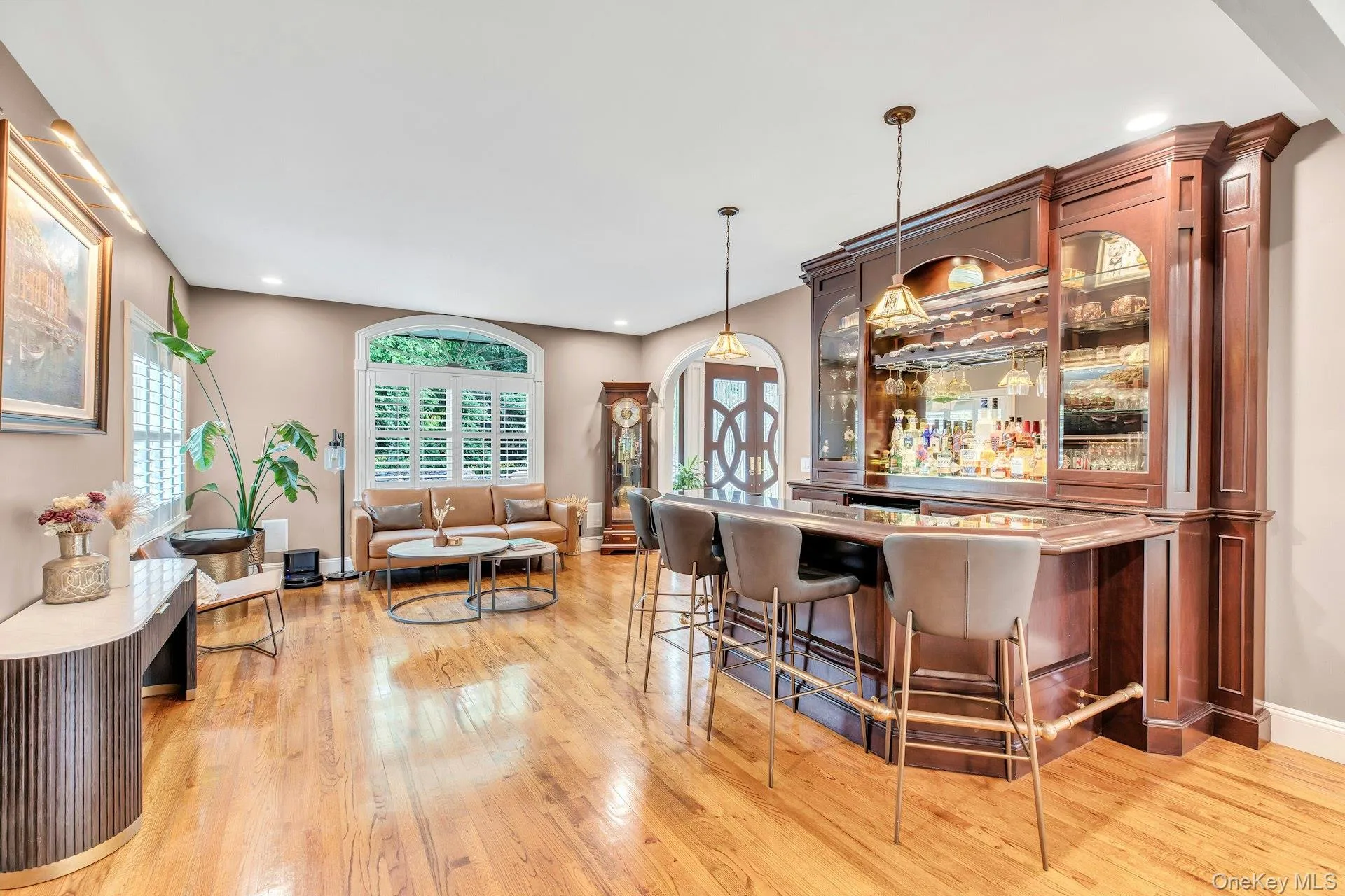 135 Round Swamp Road, Huntington, NY, 7 Bedrooms Bedrooms, 17 Rooms Rooms,6 BathroomsBathrooms,Residential,For Rent,Round Swamp,0,KEY1014930 135 Round Swamp Road, Huntington, NY, 7 Bedrooms Bedrooms, 17 Rooms Rooms,6 BathroomsBathrooms,Residential,For Rent,Round Swamp,0,KEY1014930
