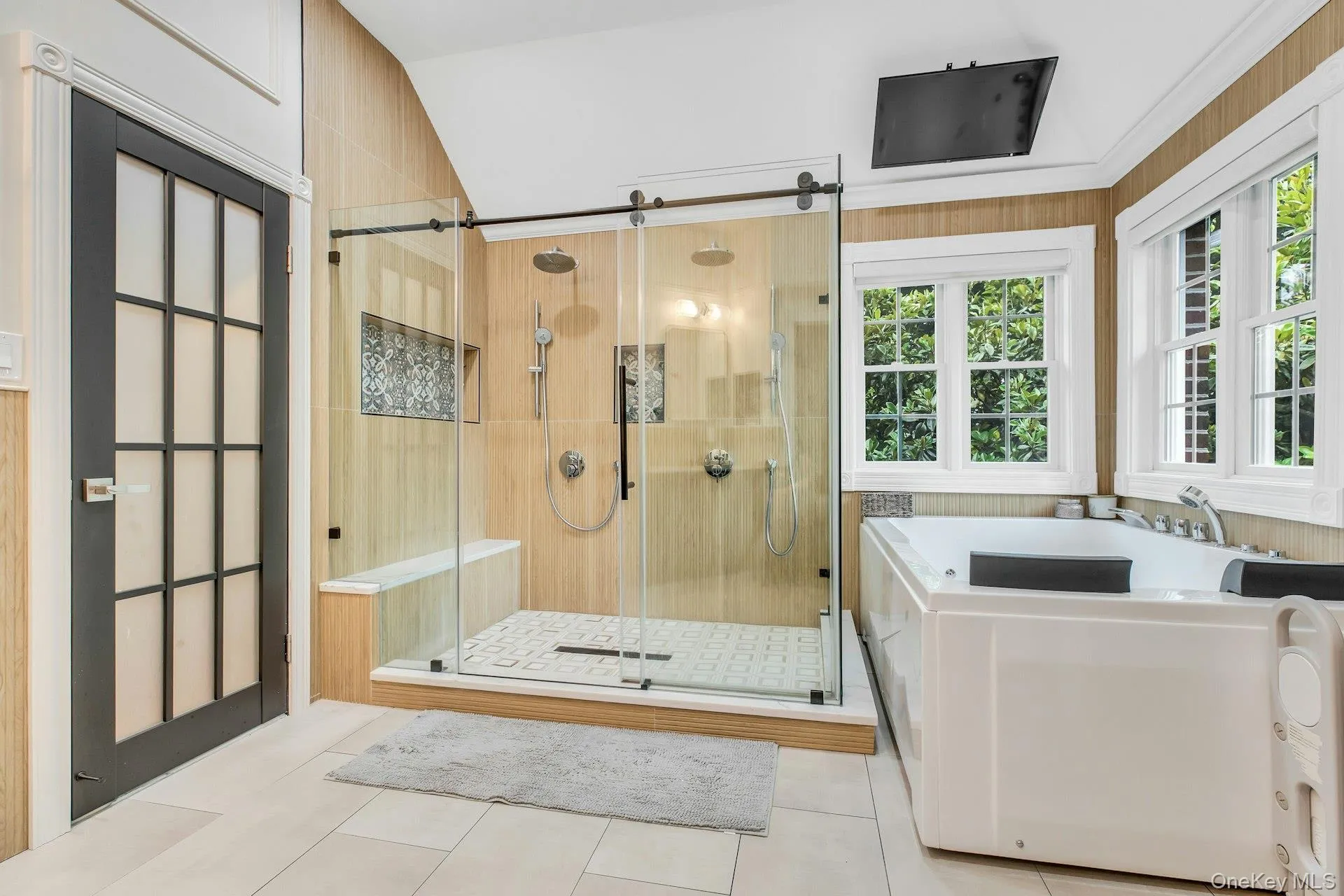 135 Round Swamp Road, Huntington, NY, 7 Bedrooms Bedrooms, 17 Rooms Rooms,6 BathroomsBathrooms,Residential,For Rent,Round Swamp,0,KEY1014930 135 Round Swamp Road, Huntington, NY, 7 Bedrooms Bedrooms, 17 Rooms Rooms,6 BathroomsBathrooms,Residential,For Rent,Round Swamp,0,KEY1014930