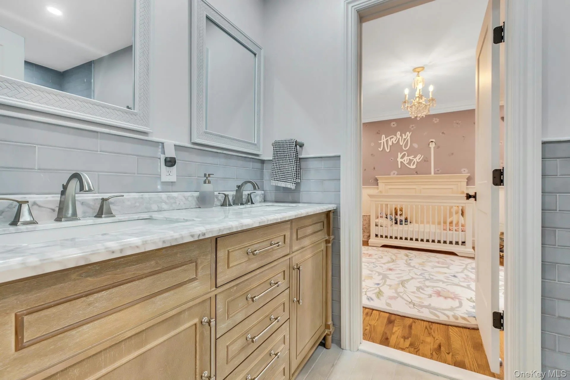 135 Round Swamp Road, Huntington, NY, 7 Bedrooms Bedrooms, 17 Rooms Rooms,6 BathroomsBathrooms,Residential,For Rent,Round Swamp,0,KEY1014930 135 Round Swamp Road, Huntington, NY, 7 Bedrooms Bedrooms, 17 Rooms Rooms,6 BathroomsBathrooms,Residential,For Rent,Round Swamp,0,KEY1014930