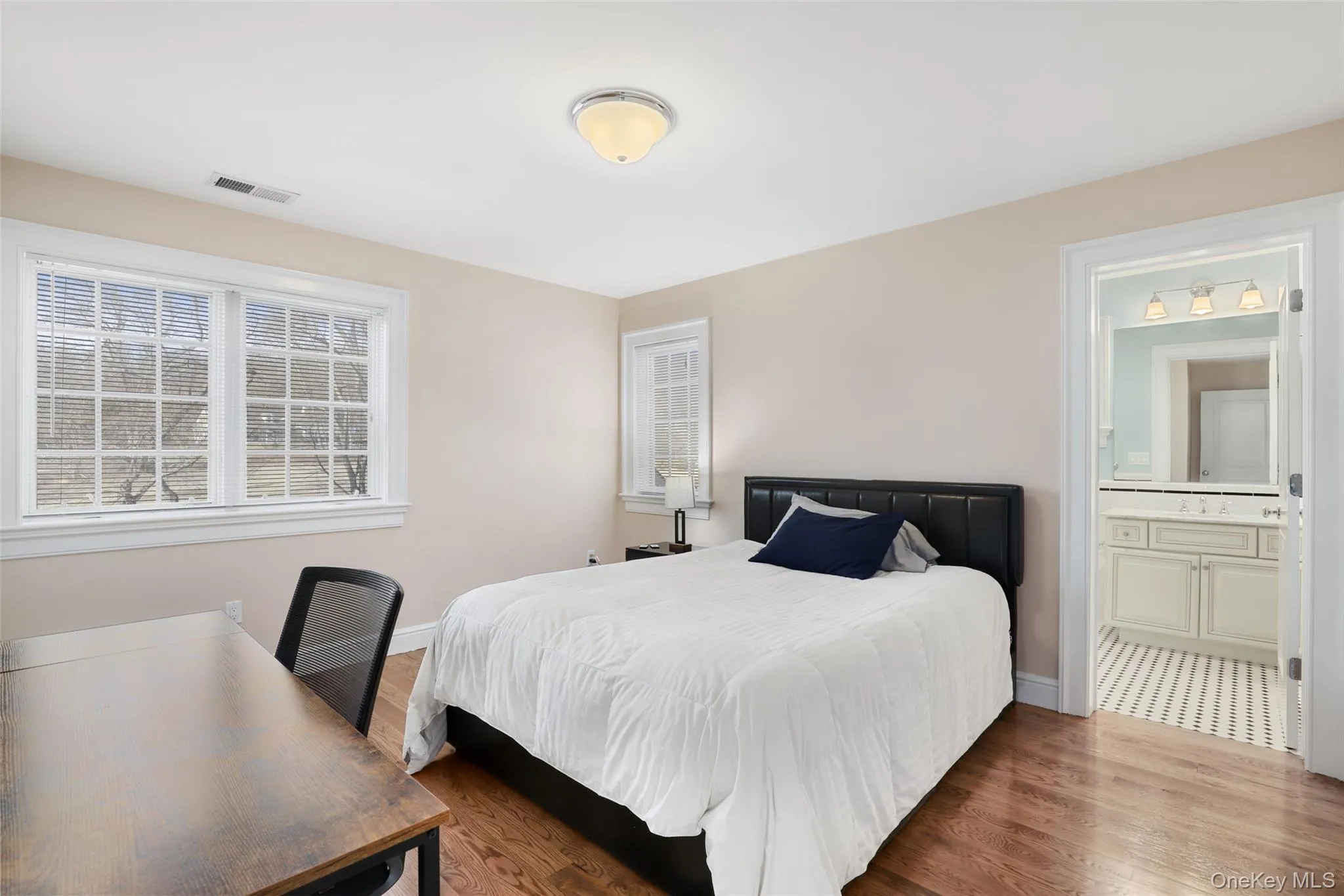 Bedroom Bedroom