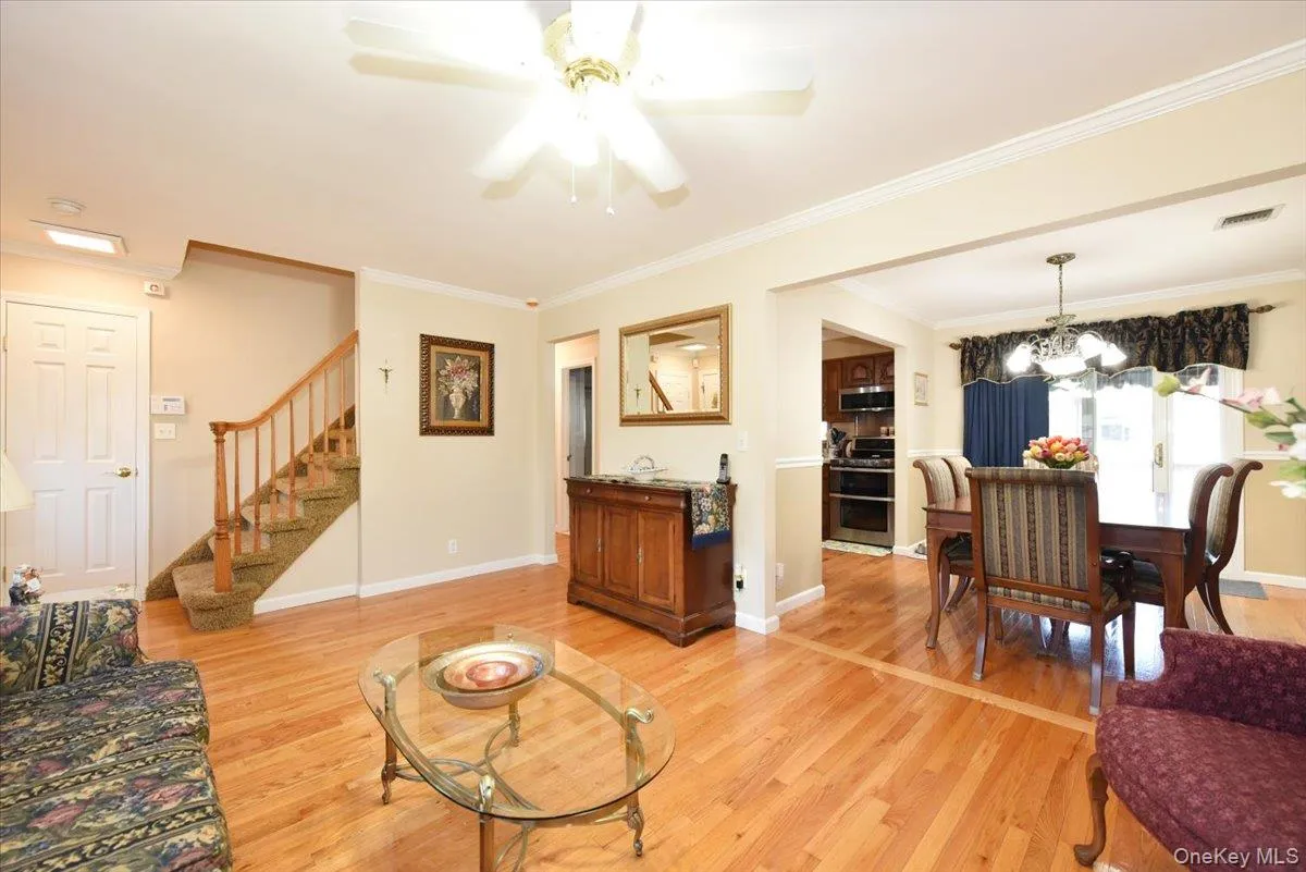 167 Suffolk Avenue, Oyster Bay, NY, 5 Bedrooms Bedrooms, 12 Rooms Rooms,3 BathroomsBathrooms,Residential,For Rent,Suffolk,0,1014938 167 Suffolk Avenue, Oyster Bay, NY, 5 Bedrooms Bedrooms, 12 Rooms Rooms,3 BathroomsBathrooms,Residential,For Rent,Suffolk,0,1014938
