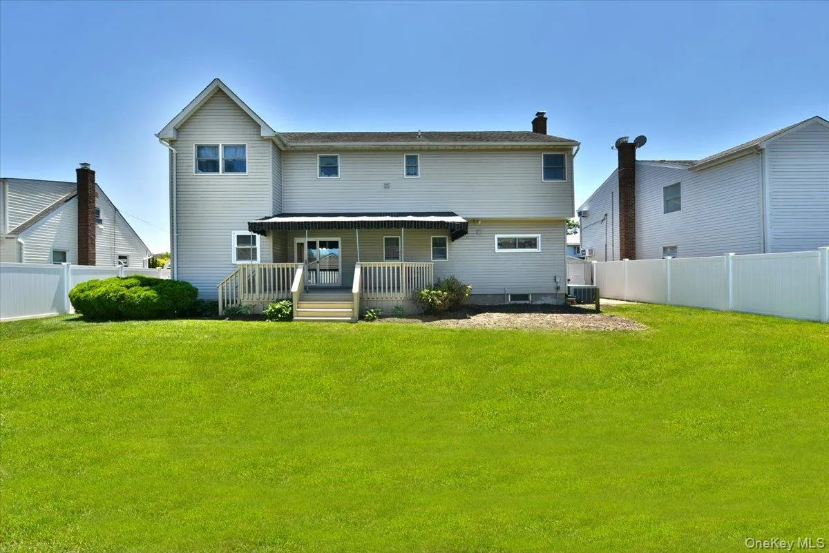 167 Suffolk Avenue, Oyster Bay, NY, 5 Bedrooms Bedrooms, 12 Rooms Rooms,3 BathroomsBathrooms,Residential,For Rent,Suffolk,0,1014938 167 Suffolk Avenue, Oyster Bay, NY, 5 Bedrooms Bedrooms, 12 Rooms Rooms,3 BathroomsBathrooms,Residential,For Rent,Suffolk,0,1014938