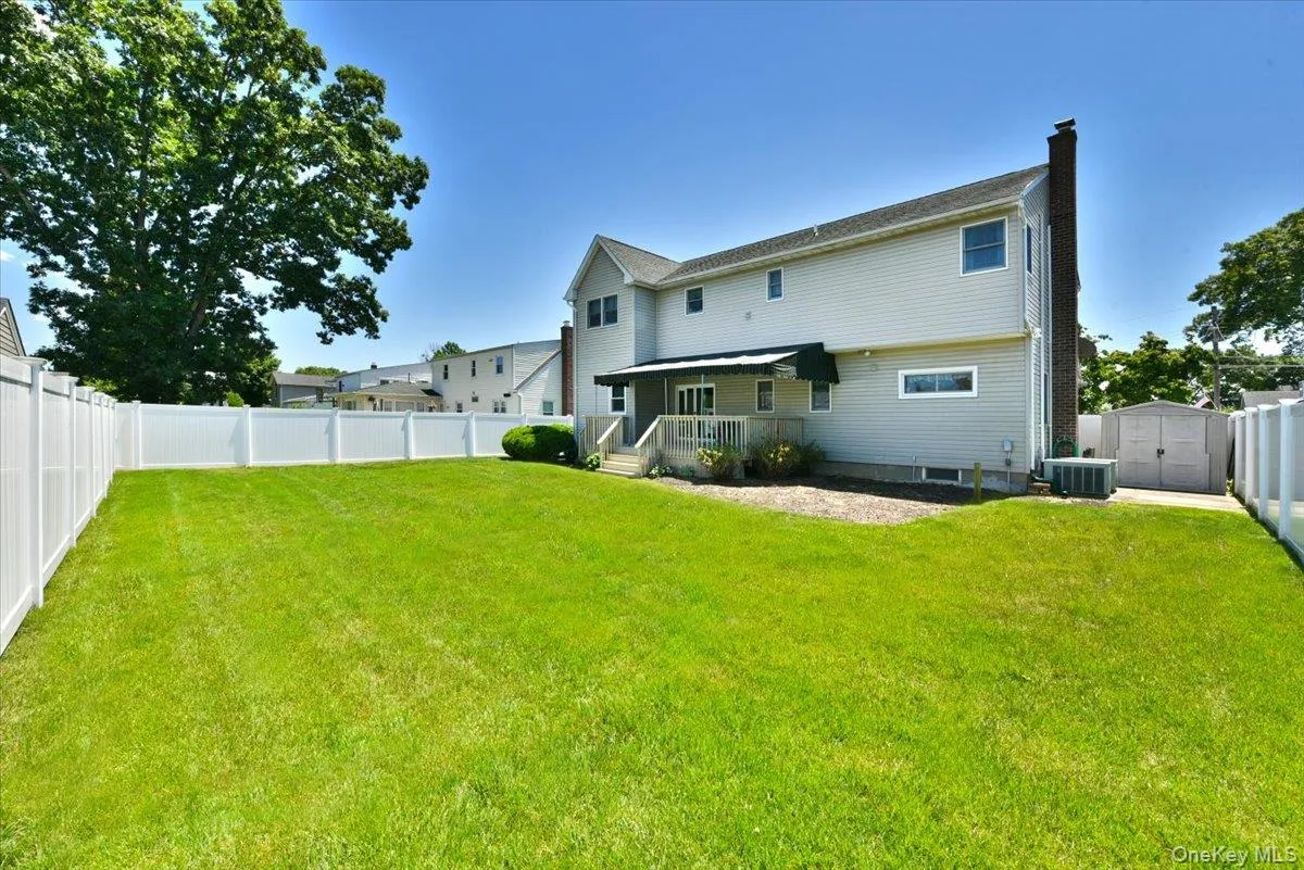167 Suffolk Avenue, Oyster Bay, NY, 5 Bedrooms Bedrooms, 12 Rooms Rooms,3 BathroomsBathrooms,Residential,For Rent,Suffolk,0,1014938 167 Suffolk Avenue, Oyster Bay, NY, 5 Bedrooms Bedrooms, 12 Rooms Rooms,3 BathroomsBathrooms,Residential,For Rent,Suffolk,0,1014938
