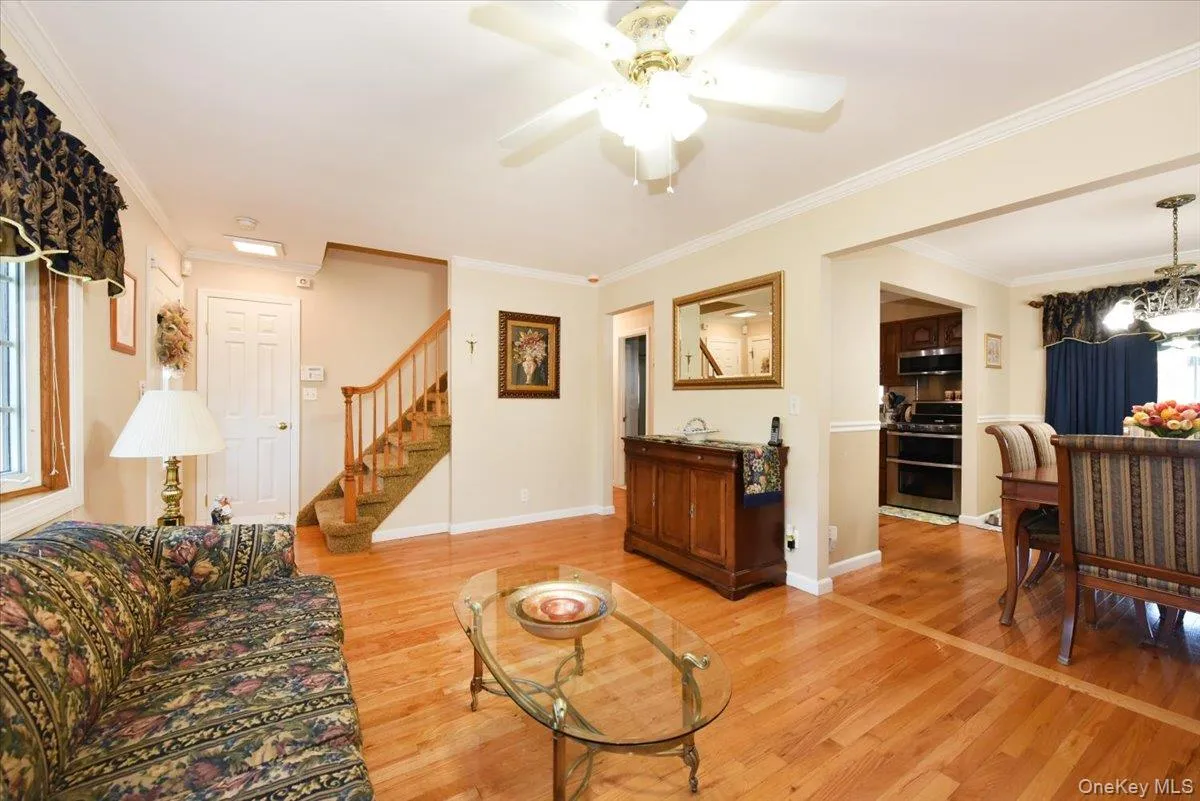 167 Suffolk Avenue, Oyster Bay, NY, 5 Bedrooms Bedrooms, 12 Rooms Rooms,3 BathroomsBathrooms,Residential,For Rent,Suffolk,0,1014938 167 Suffolk Avenue, Oyster Bay, NY, 5 Bedrooms Bedrooms, 12 Rooms Rooms,3 BathroomsBathrooms,Residential,For Rent,Suffolk,0,1014938