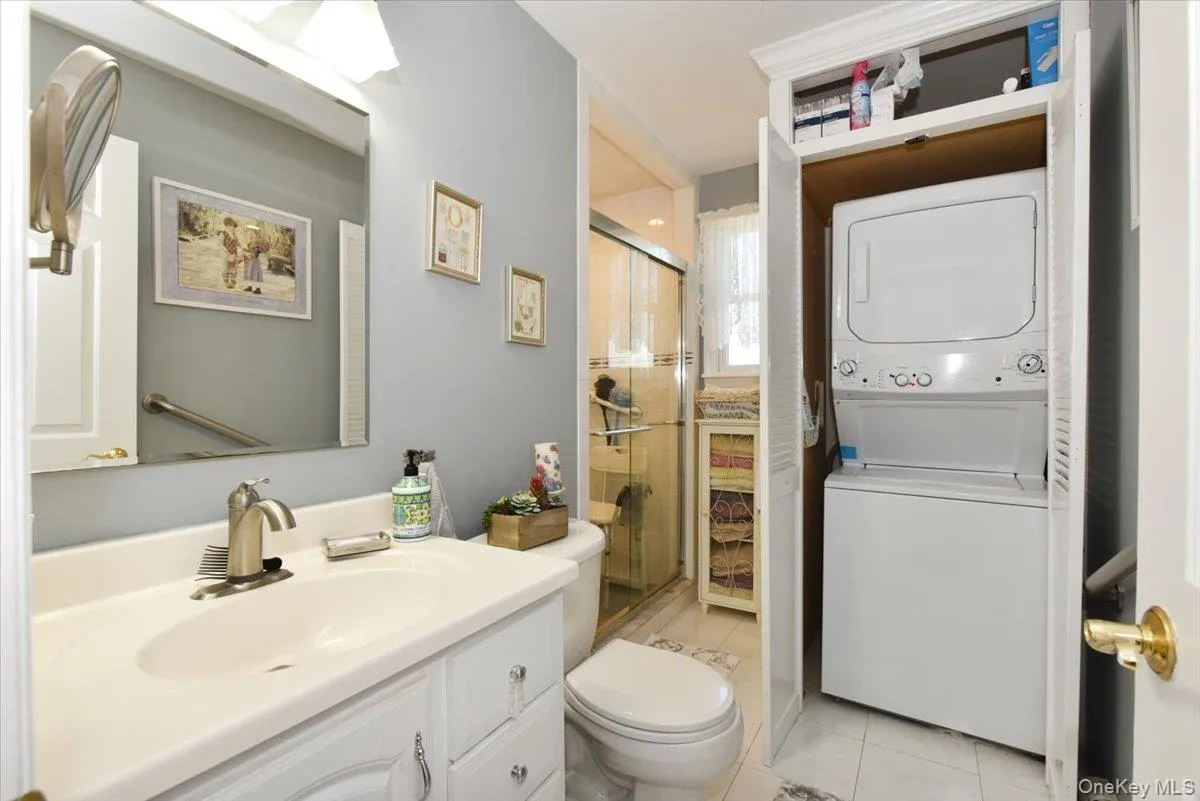 167 Suffolk Avenue, Oyster Bay, NY, 5 Bedrooms Bedrooms, 12 Rooms Rooms,3 BathroomsBathrooms,Residential,For Rent,Suffolk,0,1014938 167 Suffolk Avenue, Oyster Bay, NY, 5 Bedrooms Bedrooms, 12 Rooms Rooms,3 BathroomsBathrooms,Residential,For Rent,Suffolk,0,1014938