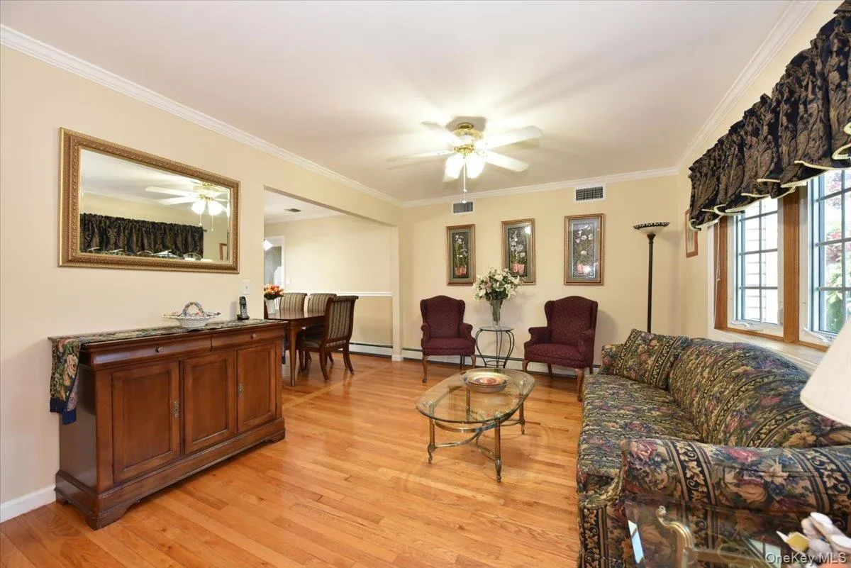 167 Suffolk Avenue, Oyster Bay, NY, 5 Bedrooms Bedrooms, 12 Rooms Rooms,3 BathroomsBathrooms,Residential,For Rent,Suffolk,0,1014938 167 Suffolk Avenue, Oyster Bay, NY, 5 Bedrooms Bedrooms, 12 Rooms Rooms,3 BathroomsBathrooms,Residential,For Rent,Suffolk,0,1014938