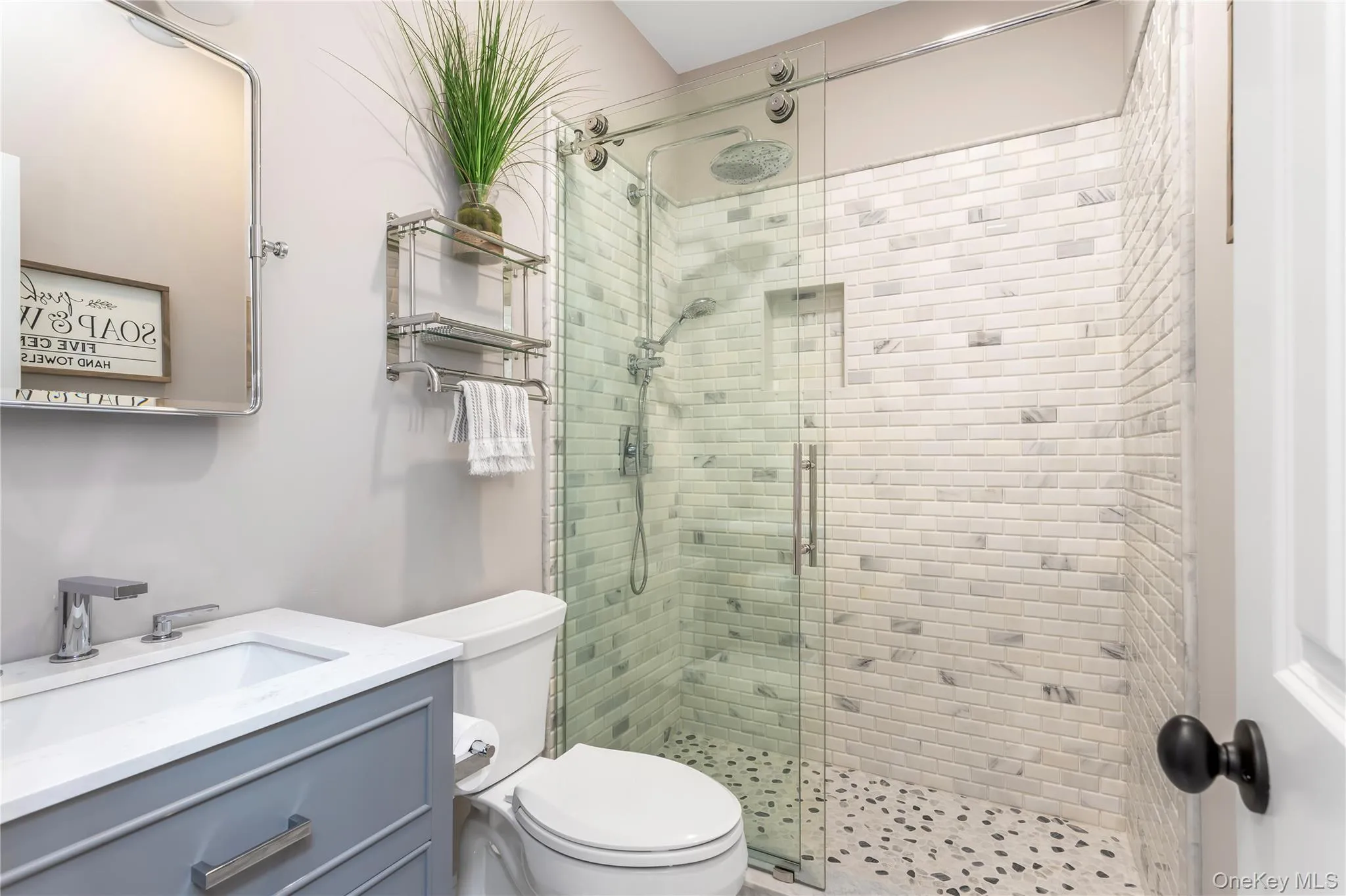 11 Stuart Court, Southampton, NY, 5 Bedrooms Bedrooms, 14 Rooms Rooms,3 BathroomsBathrooms,Residential,For Rent,Stuart,0,1014939 11 Stuart Court, Southampton, NY, 5 Bedrooms Bedrooms, 14 Rooms Rooms,3 BathroomsBathrooms,Residential,For Rent,Stuart,0,1014939