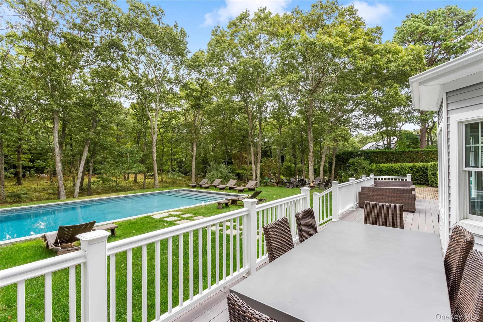 11 Stuart Court, Southampton, NY, 5 Bedrooms Bedrooms, 14 Rooms Rooms,3 BathroomsBathrooms,Residential,For Rent,Stuart,0,KEY1014939 11 Stuart Court, Southampton, NY, 5 Bedrooms Bedrooms, 14 Rooms Rooms,3 BathroomsBathrooms,Residential,For Rent,Stuart,0,KEY1014939