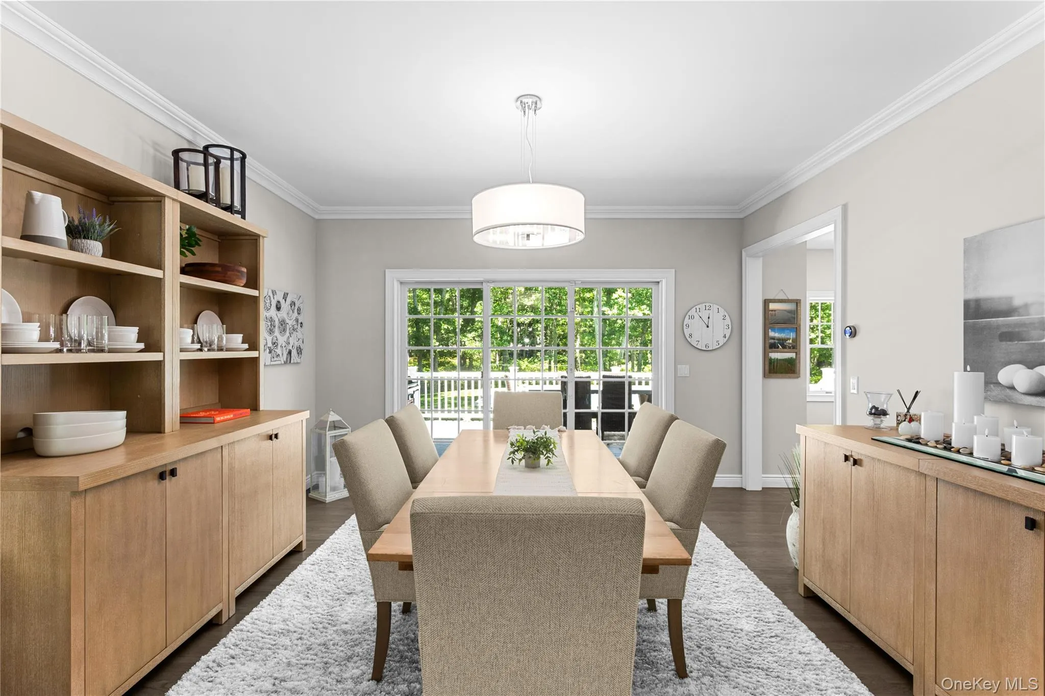11 Stuart Court, Southampton, NY, 5 Bedrooms Bedrooms, 14 Rooms Rooms,3 BathroomsBathrooms,Residential,For Rent,Stuart,0,KEY1014939 11 Stuart Court, Southampton, NY, 5 Bedrooms Bedrooms, 14 Rooms Rooms,3 BathroomsBathrooms,Residential,For Rent,Stuart,0,KEY1014939