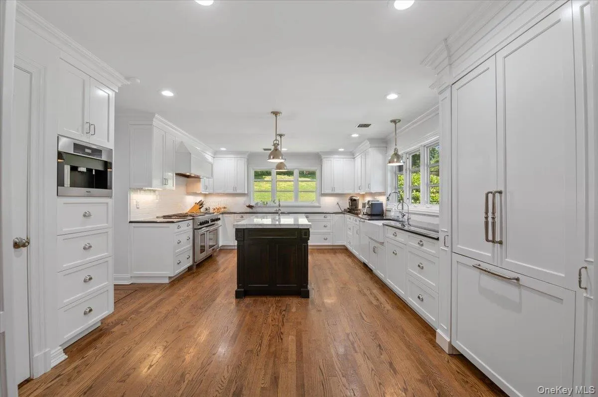 11 Oak Hill Road, Huntington, NY, 5 Bedrooms Bedrooms, 10 Rooms Rooms,4 BathroomsBathrooms,Residential,For Rent,Oak Hill,0,1014942 11 Oak Hill Road, Huntington, NY, 5 Bedrooms Bedrooms, 10 Rooms Rooms,4 BathroomsBathrooms,Residential,For Rent,Oak Hill,0,1014942