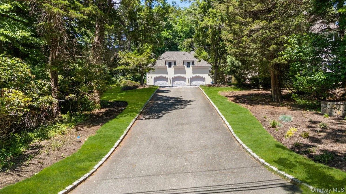 11 Oak Hill Road, Huntington, NY, 5 Bedrooms Bedrooms, 10 Rooms Rooms,4 BathroomsBathrooms,Residential,For Rent,Oak Hill,0,1014942 11 Oak Hill Road, Huntington, NY, 5 Bedrooms Bedrooms, 10 Rooms Rooms,4 BathroomsBathrooms,Residential,For Rent,Oak Hill,0,1014942