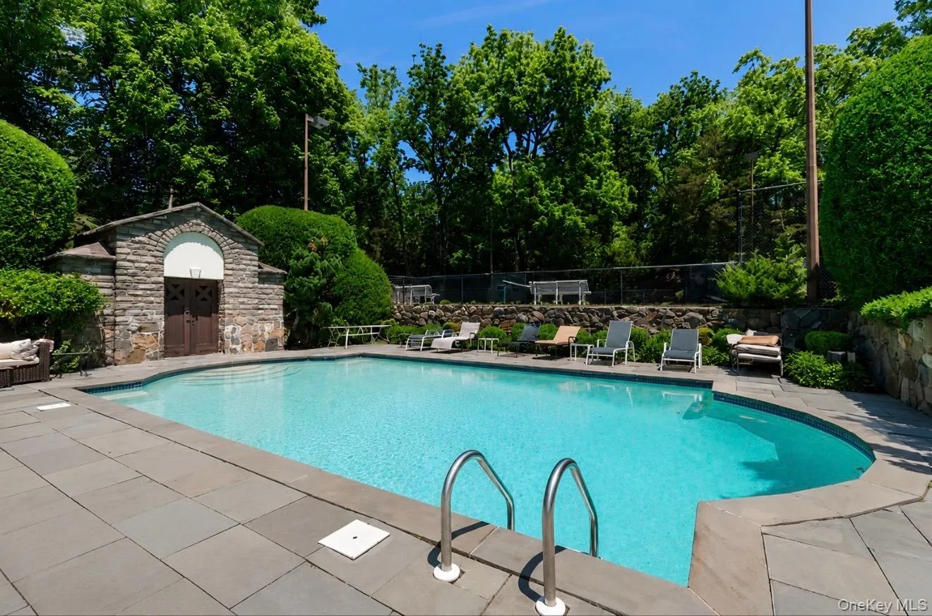 11 Oak Hill Road, Huntington, NY, 5 Bedrooms Bedrooms, 10 Rooms Rooms,4 BathroomsBathrooms,Residential,For Rent,Oak Hill,0,1014942 11 Oak Hill Road, Huntington, NY, 5 Bedrooms Bedrooms, 10 Rooms Rooms,4 BathroomsBathrooms,Residential,For Rent,Oak Hill,0,1014942