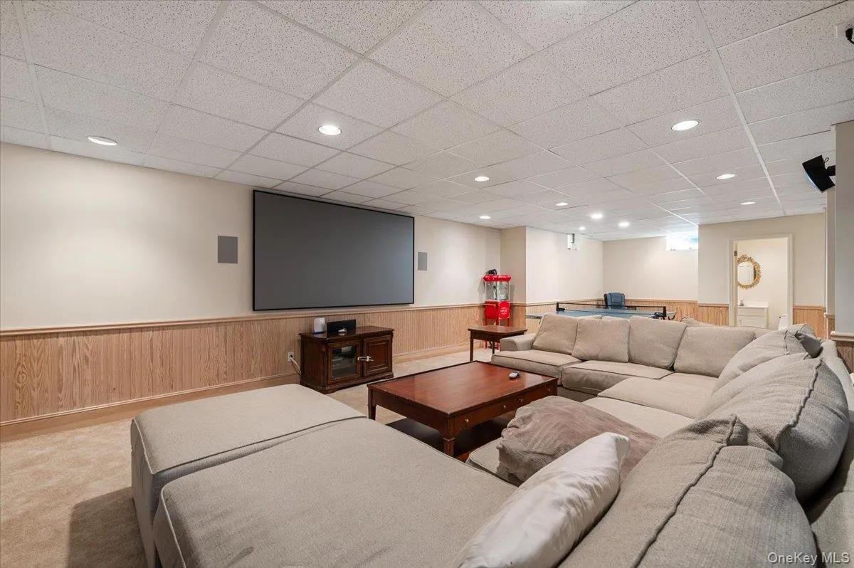 11 Oak Hill Road, Huntington, NY, 5 Bedrooms Bedrooms, 10 Rooms Rooms,4 BathroomsBathrooms,Residential,For Rent,Oak Hill,0,1014942 11 Oak Hill Road, Huntington, NY, 5 Bedrooms Bedrooms, 10 Rooms Rooms,4 BathroomsBathrooms,Residential,For Rent,Oak Hill,0,1014942
