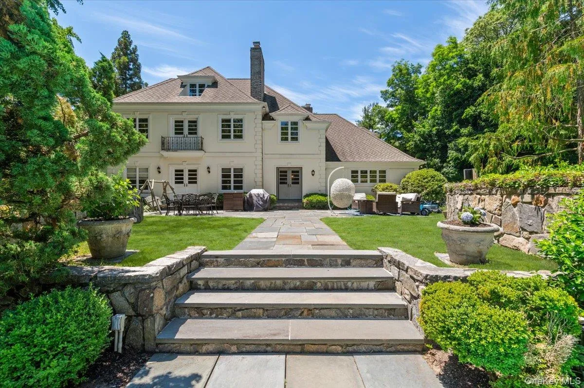 11 Oak Hill Road, Huntington, NY, 5 Bedrooms Bedrooms, 10 Rooms Rooms,4 BathroomsBathrooms,Residential,For Rent,Oak Hill,0,1014942 11 Oak Hill Road, Huntington, NY, 5 Bedrooms Bedrooms, 10 Rooms Rooms,4 BathroomsBathrooms,Residential,For Rent,Oak Hill,0,1014942