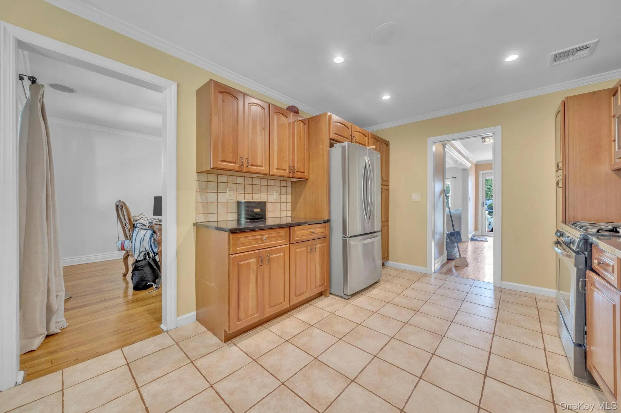 46 Audrey Road, Oyster Bay, NY, 4 Bedrooms Bedrooms, 8 Rooms Rooms,2 BathroomsBathrooms,Residential,For Rent,Audrey,0,1014943 46 Audrey Road, Oyster Bay, NY, 4 Bedrooms Bedrooms, 8 Rooms Rooms,2 BathroomsBathrooms,Residential,For Rent,Audrey,0,1014943