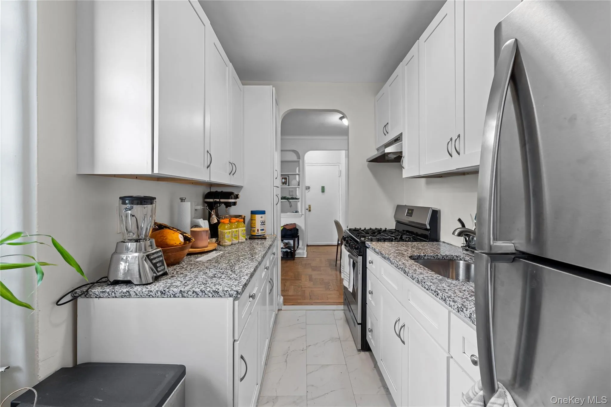 3245 Perry Avenue, New York, NY, 2 Bedrooms Bedrooms, 5 Rooms Rooms,1 BathroomBathrooms,Residential,For Rent,Perry,0,1014947 3245 Perry Avenue, New York, NY, 2 Bedrooms Bedrooms, 5 Rooms Rooms,1 BathroomBathrooms,Residential,For Rent,Perry,0,1014947