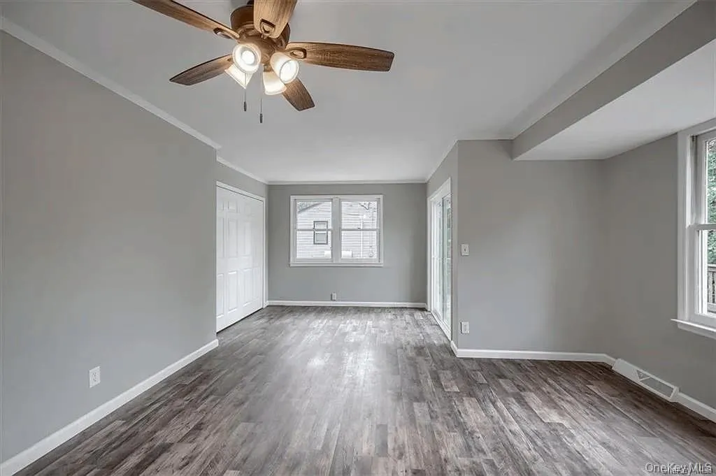 4 Revere Road, Blooming Grove, NY, 3 Bedrooms Bedrooms, 5 Rooms Rooms,1 BathroomBathrooms,Residential,For Rent,Revere,0,1014950 4 Revere Road, Blooming Grove, NY, 3 Bedrooms Bedrooms, 5 Rooms Rooms,1 BathroomBathrooms,Residential,For Rent,Revere,0,1014950
