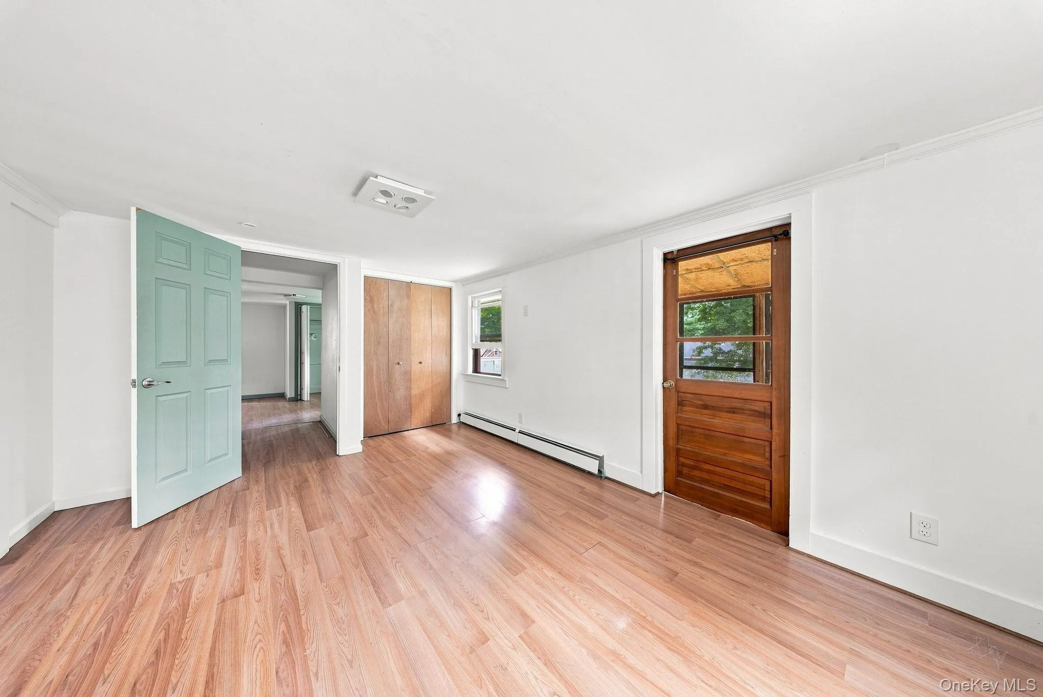 13 Oneida Trail, Lumberland, NY, 4 Bedrooms Bedrooms, 9 Rooms Rooms,1 BathroomBathrooms,Residential,For Rent,Oneida,0,1014953 13 Oneida Trail, Lumberland, NY, 4 Bedrooms Bedrooms, 9 Rooms Rooms,1 BathroomBathrooms,Residential,For Rent,Oneida,0,1014953