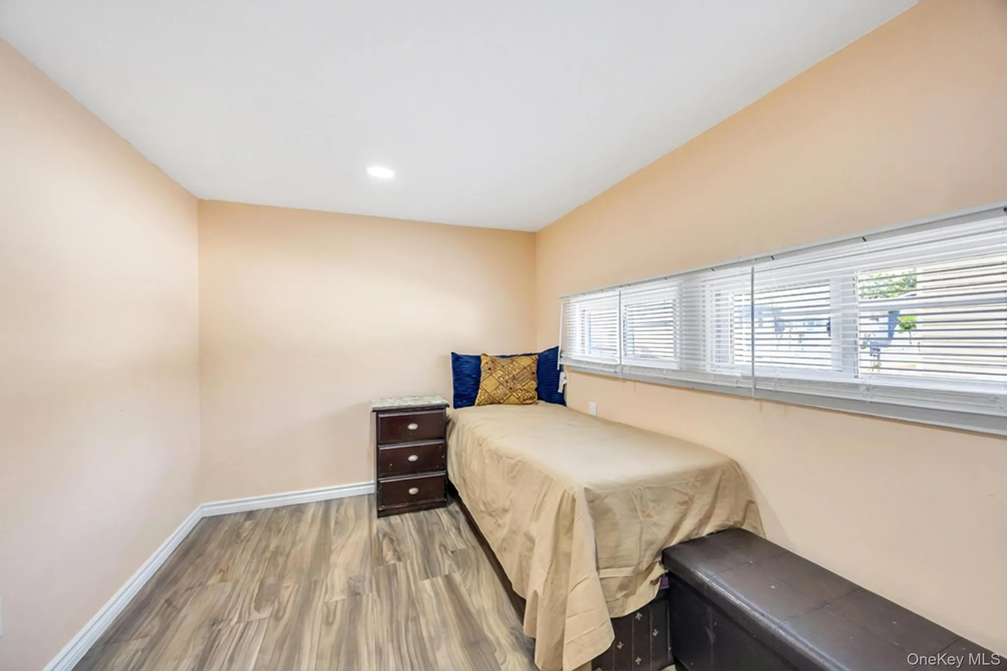 600 Broadway, Babylon, NY, 2 Bedrooms Bedrooms, 4 Rooms Rooms,1 BathroomBathrooms,Residential,For Rent,Broadway,0,1014957 600 Broadway, Babylon, NY, 2 Bedrooms Bedrooms, 4 Rooms Rooms,1 BathroomBathrooms,Residential,For Rent,Broadway,0,1014957