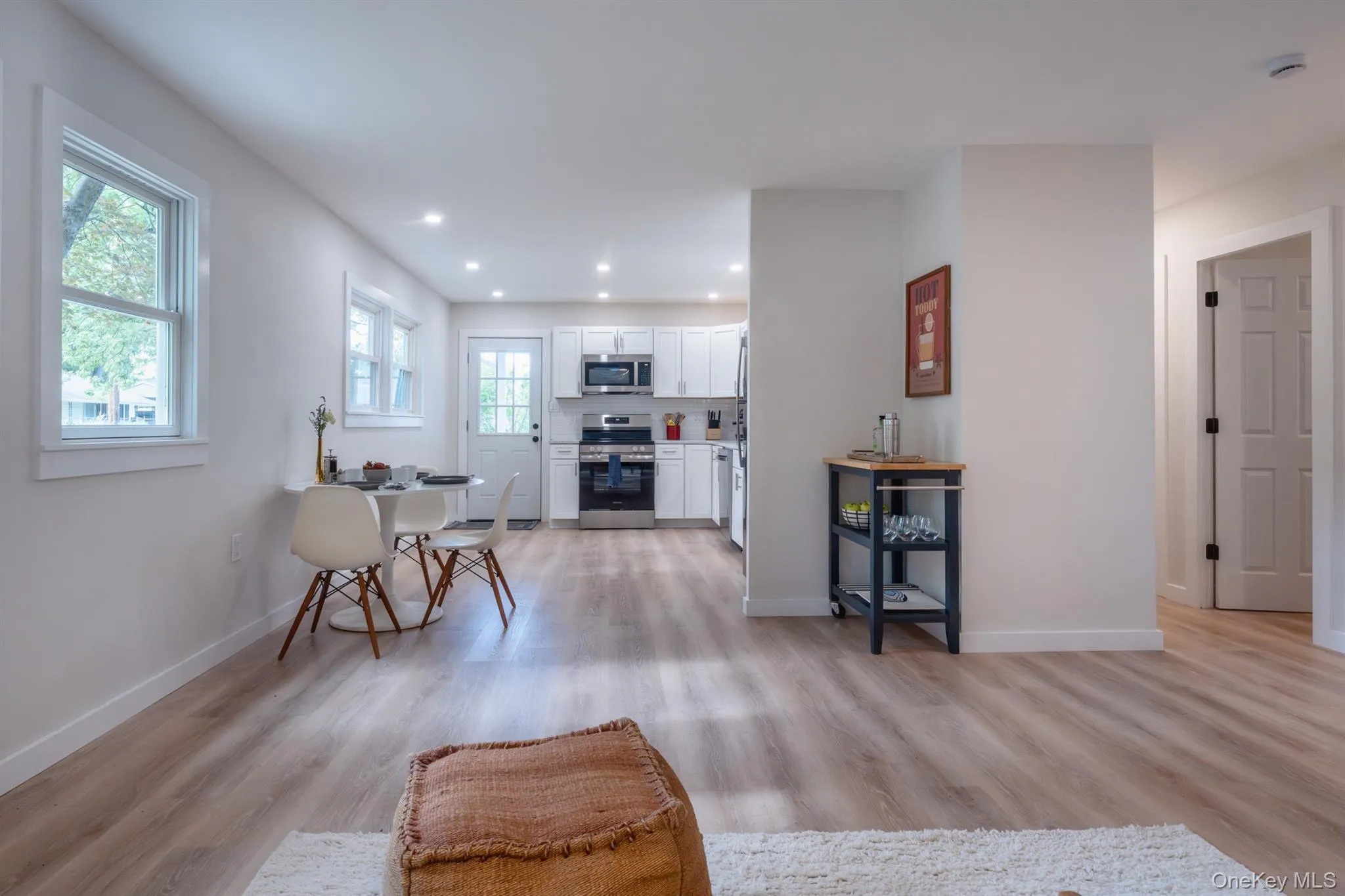17 Center High Falls Pk, Rosendale, NY, 3 Bedrooms Bedrooms, 6 Rooms Rooms,1 BathroomBathrooms,Residential,For Rent,Center High Falls Pk,0,1014958 17 Center High Falls Pk, Rosendale, NY, 3 Bedrooms Bedrooms, 6 Rooms Rooms,1 BathroomBathrooms,Residential,For Rent,Center High Falls Pk,0,1014958