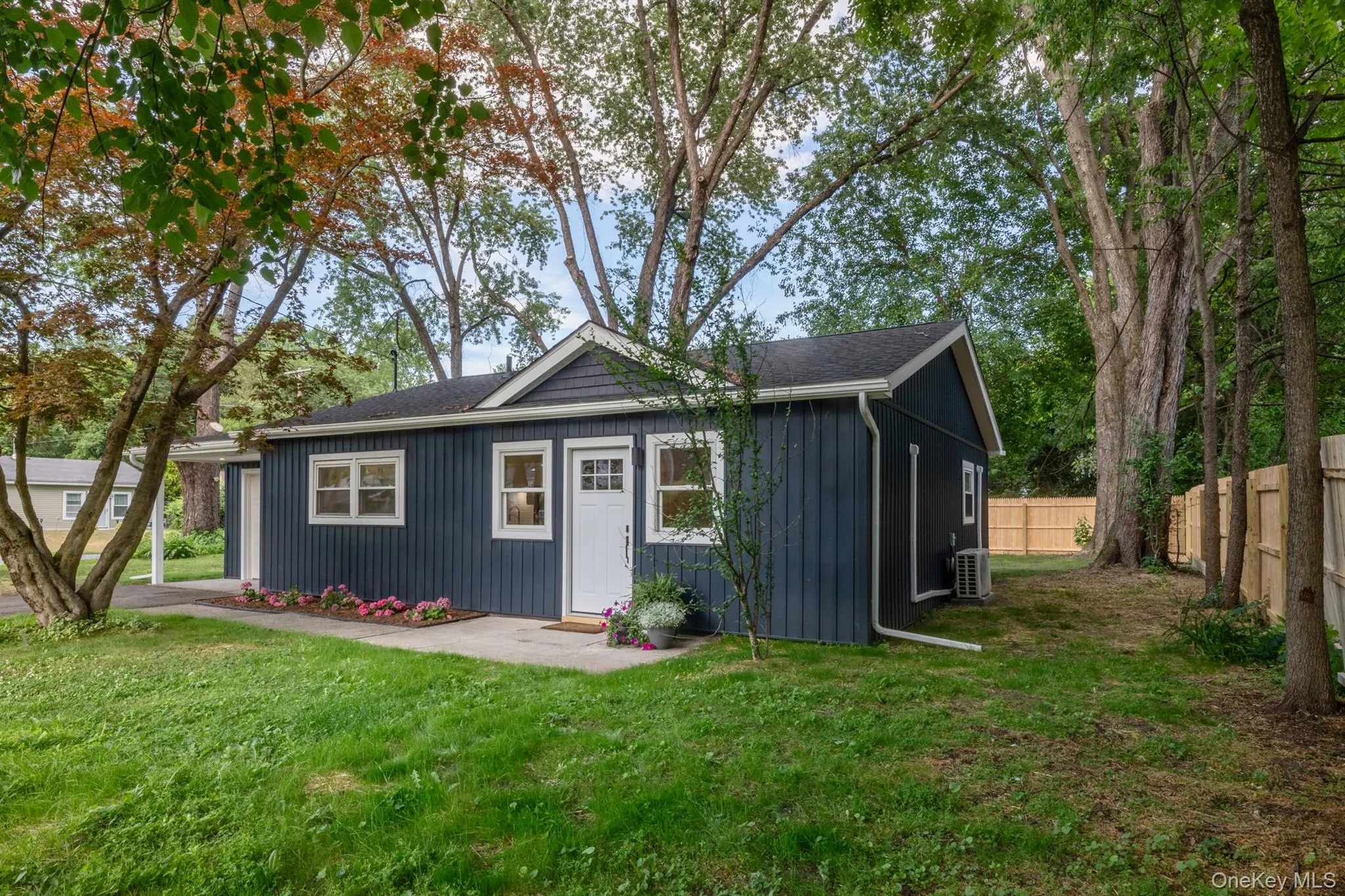 17 Center High Falls Pk, Rosendale, NY, 3 Bedrooms Bedrooms, 6 Rooms Rooms,1 BathroomBathrooms,Residential,For Rent,Center High Falls Pk,0,1014958 17 Center High Falls Pk, Rosendale, NY, 3 Bedrooms Bedrooms, 6 Rooms Rooms,1 BathroomBathrooms,Residential,For Rent,Center High Falls Pk,0,1014958