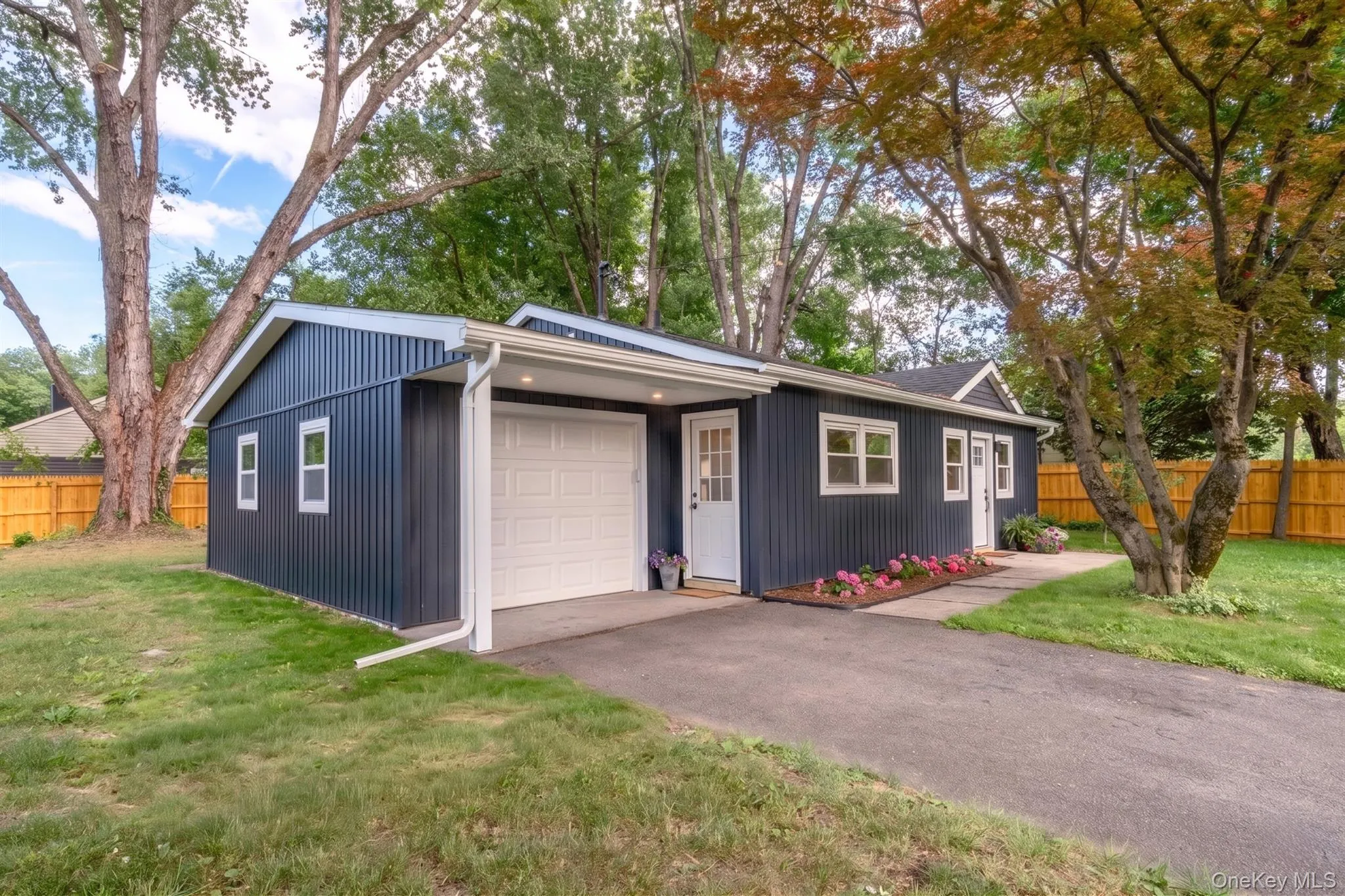 17 Center High Falls Pk, Rosendale, NY, 3 Bedrooms Bedrooms, 6 Rooms Rooms,1 BathroomBathrooms,Residential,For Rent,Center High Falls Pk,0,1014958 17 Center High Falls Pk, Rosendale, NY, 3 Bedrooms Bedrooms, 6 Rooms Rooms,1 BathroomBathrooms,Residential,For Rent,Center High Falls Pk,0,1014958