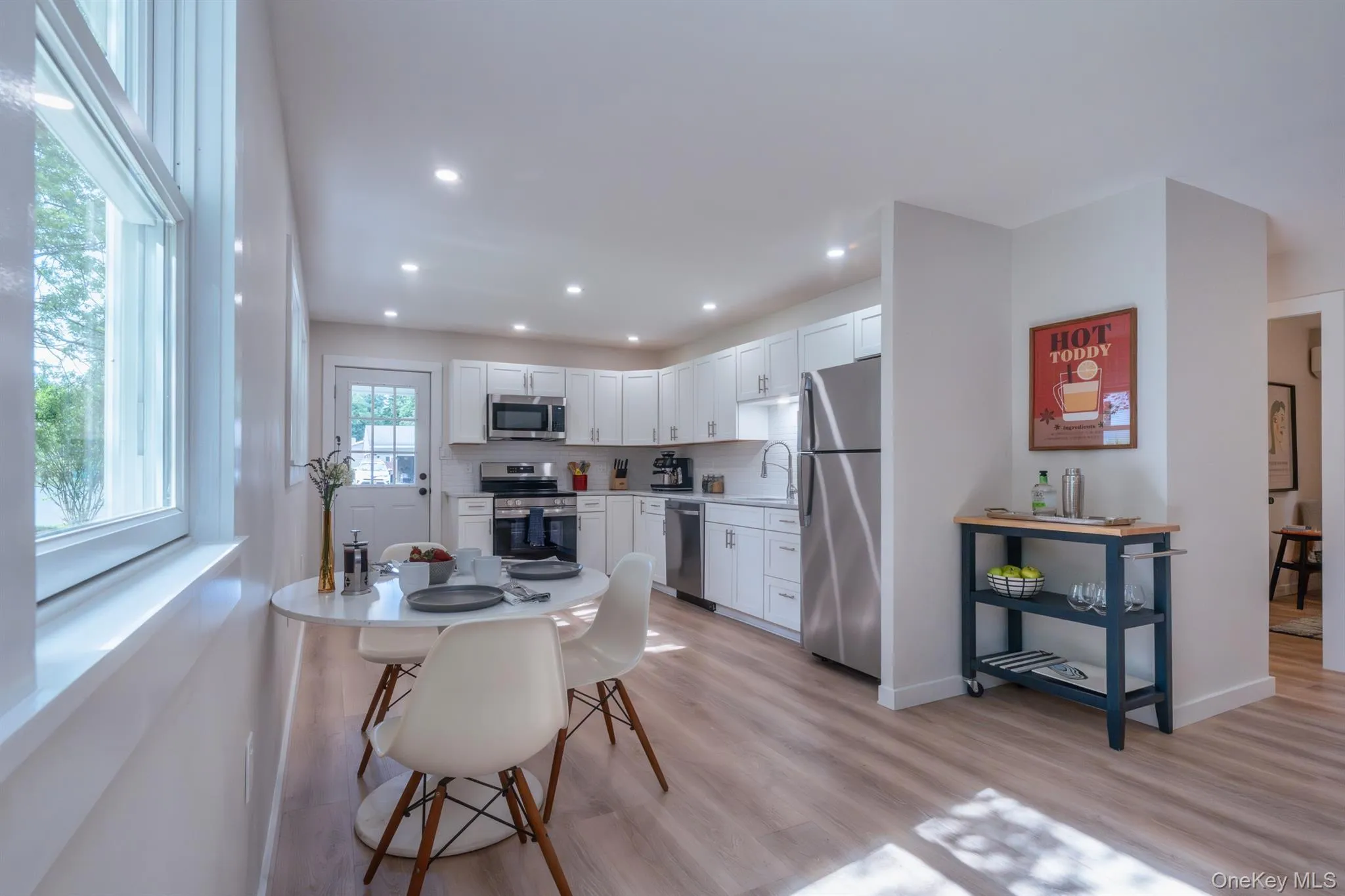 17 Center High Falls Pk, Rosendale, NY, 3 Bedrooms Bedrooms, 6 Rooms Rooms,1 BathroomBathrooms,Residential,For Rent,Center High Falls Pk,0,1014958 17 Center High Falls Pk, Rosendale, NY, 3 Bedrooms Bedrooms, 6 Rooms Rooms,1 BathroomBathrooms,Residential,For Rent,Center High Falls Pk,0,1014958