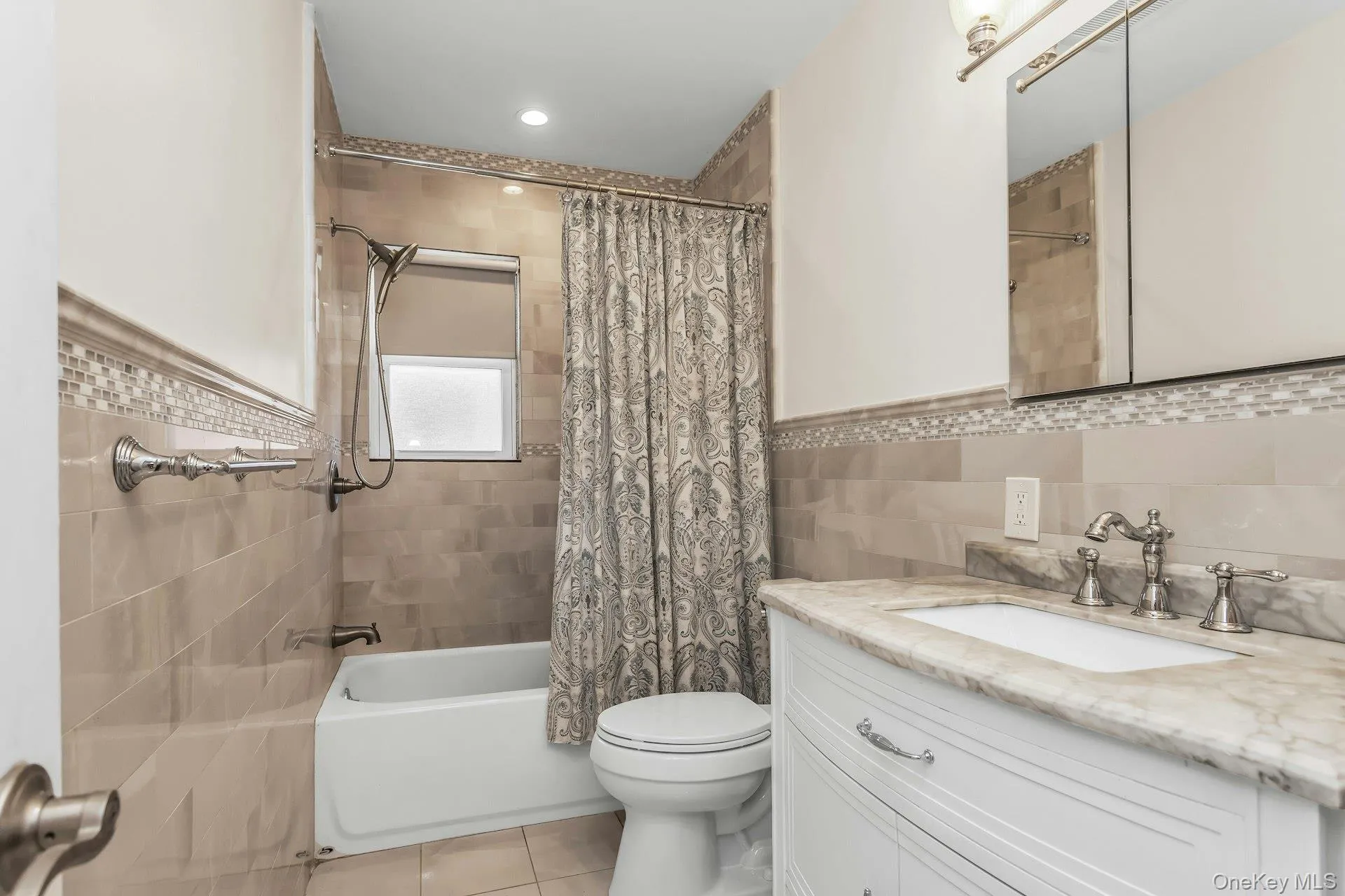 157-57 25th Avenue, New York, NY, 3 Bedrooms Bedrooms, 6 Rooms Rooms,2 BathroomsBathrooms,Residential,For Rent,25th,0,KEY1014960 157-57 25th Avenue, New York, NY, 3 Bedrooms Bedrooms, 6 Rooms Rooms,2 BathroomsBathrooms,Residential,For Rent,25th,0,KEY1014960