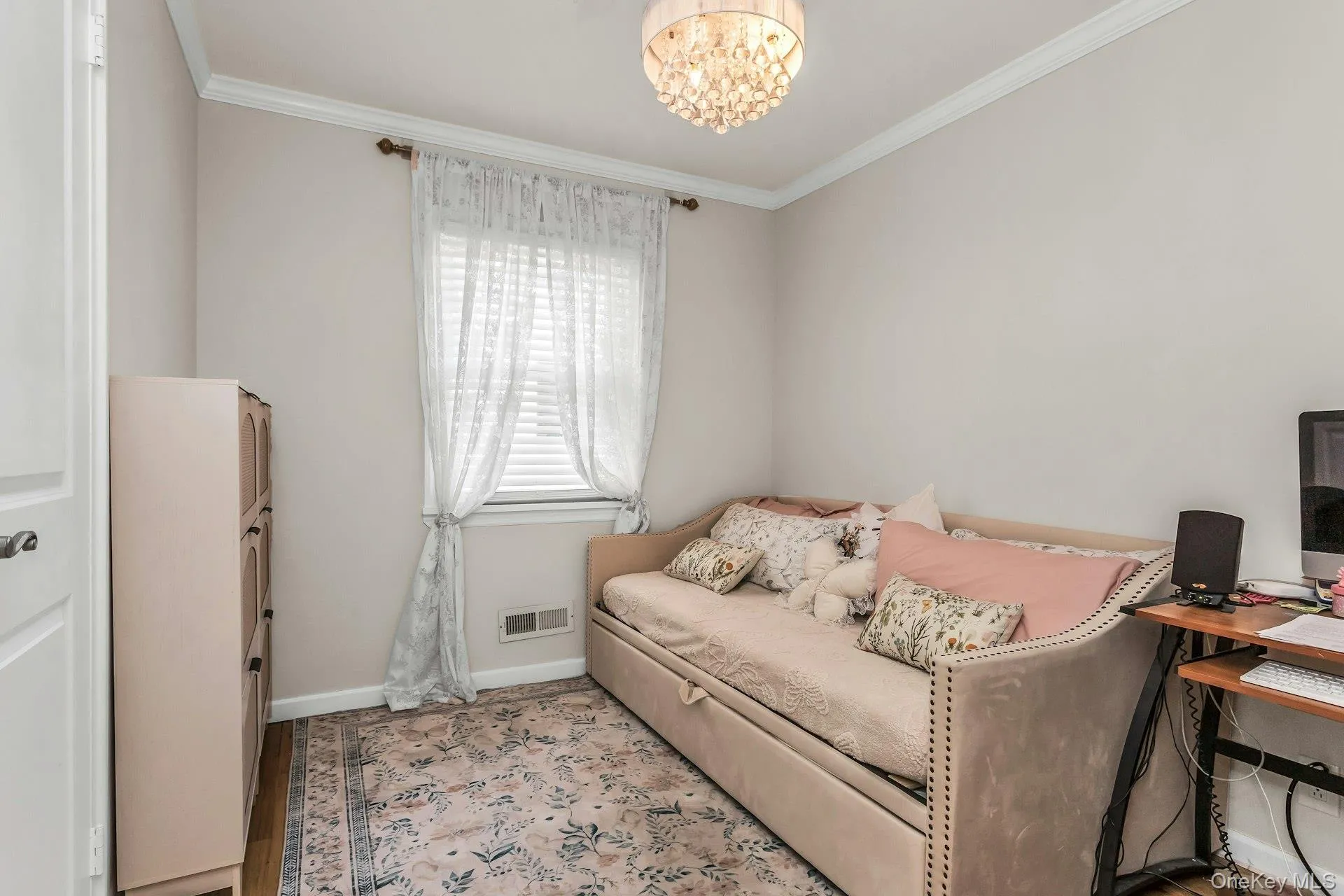 157-57 25th Avenue, New York, NY, 3 Bedrooms Bedrooms, 6 Rooms Rooms,2 BathroomsBathrooms,Residential,For Rent,25th,0,KEY1014960 157-57 25th Avenue, New York, NY, 3 Bedrooms Bedrooms, 6 Rooms Rooms,2 BathroomsBathrooms,Residential,For Rent,25th,0,KEY1014960