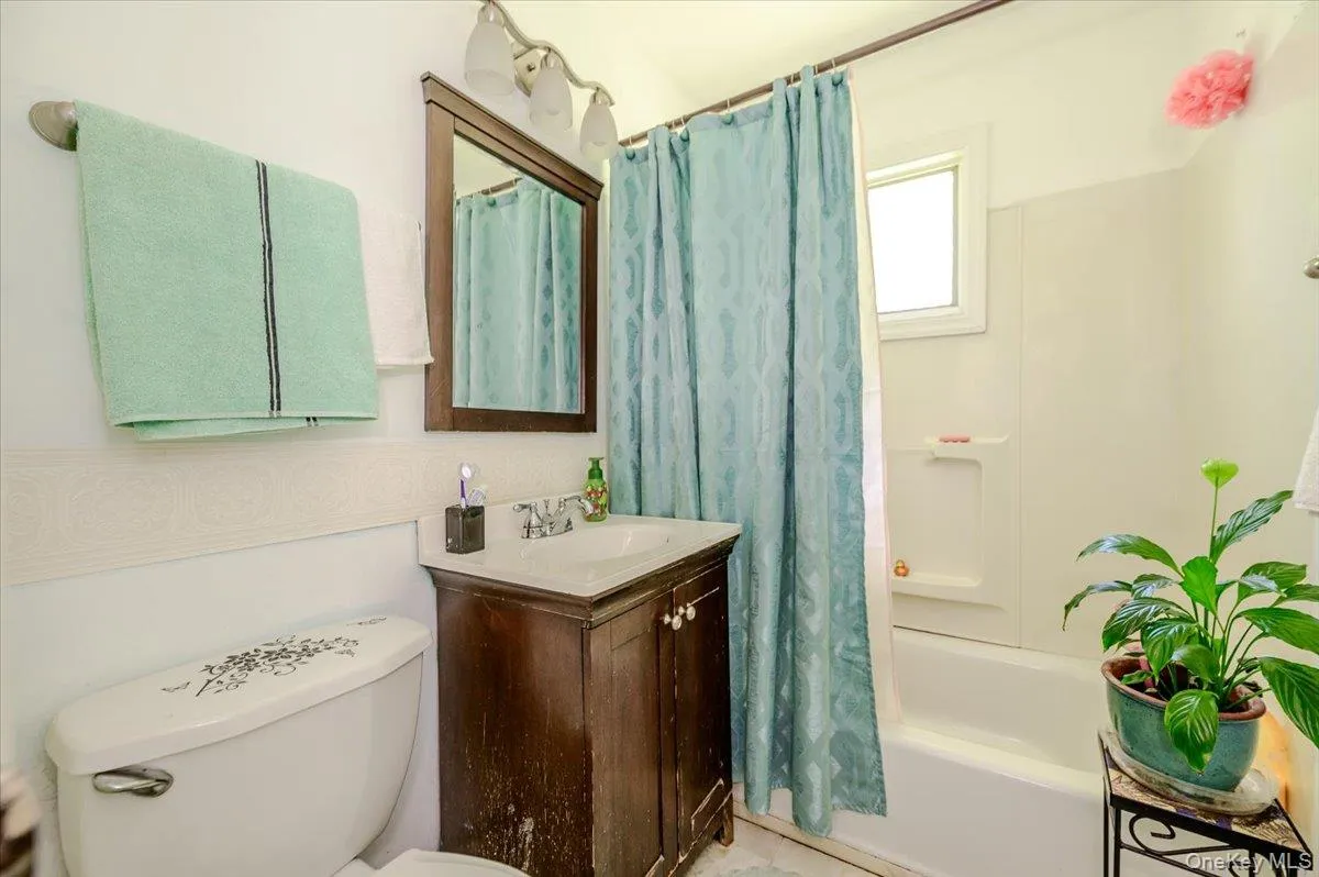 1380 Brooklyn Boulevard, Islip, NY, 2 Bedrooms Bedrooms, 4 Rooms Rooms,1 BathroomBathrooms,Residential,For Rent,Brooklyn,0,1014961 1380 Brooklyn Boulevard, Islip, NY, 2 Bedrooms Bedrooms, 4 Rooms Rooms,1 BathroomBathrooms,Residential,For Rent,Brooklyn,0,1014961