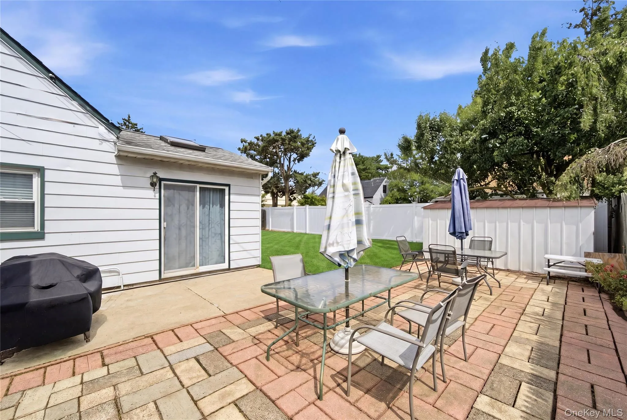 31 Sherwood Road, Hempstead, NY, 3 Bedrooms Bedrooms, 6 Rooms Rooms,1 BathroomBathrooms,Residential,For Rent,Sherwood,0,1014967 31 Sherwood Road, Hempstead, NY, 3 Bedrooms Bedrooms, 6 Rooms Rooms,1 BathroomBathrooms,Residential,For Rent,Sherwood,0,1014967