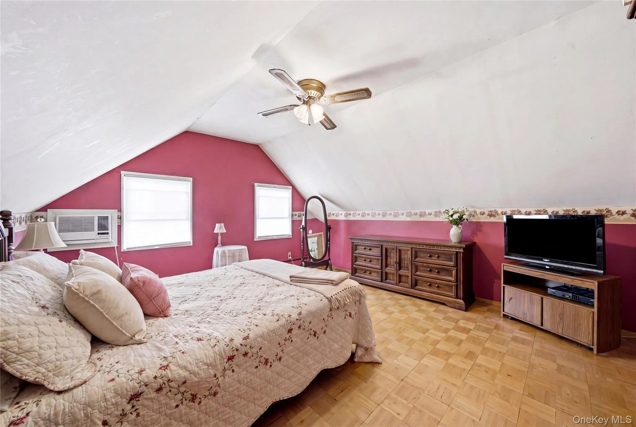 31 Sherwood Road, Hempstead, NY, 3 Bedrooms Bedrooms, 6 Rooms Rooms,1 BathroomBathrooms,Residential,For Rent,Sherwood,0,1014967 31 Sherwood Road, Hempstead, NY, 3 Bedrooms Bedrooms, 6 Rooms Rooms,1 BathroomBathrooms,Residential,For Rent,Sherwood,0,1014967