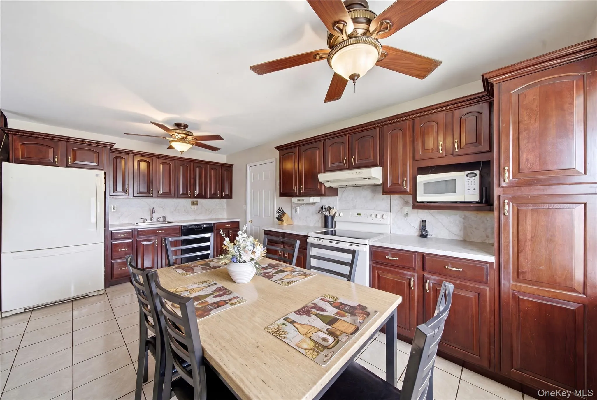 31 Sherwood Road, Hempstead, NY, 3 Bedrooms Bedrooms, 6 Rooms Rooms,1 BathroomBathrooms,Residential,For Rent,Sherwood,0,1014967 31 Sherwood Road, Hempstead, NY, 3 Bedrooms Bedrooms, 6 Rooms Rooms,1 BathroomBathrooms,Residential,For Rent,Sherwood,0,1014967