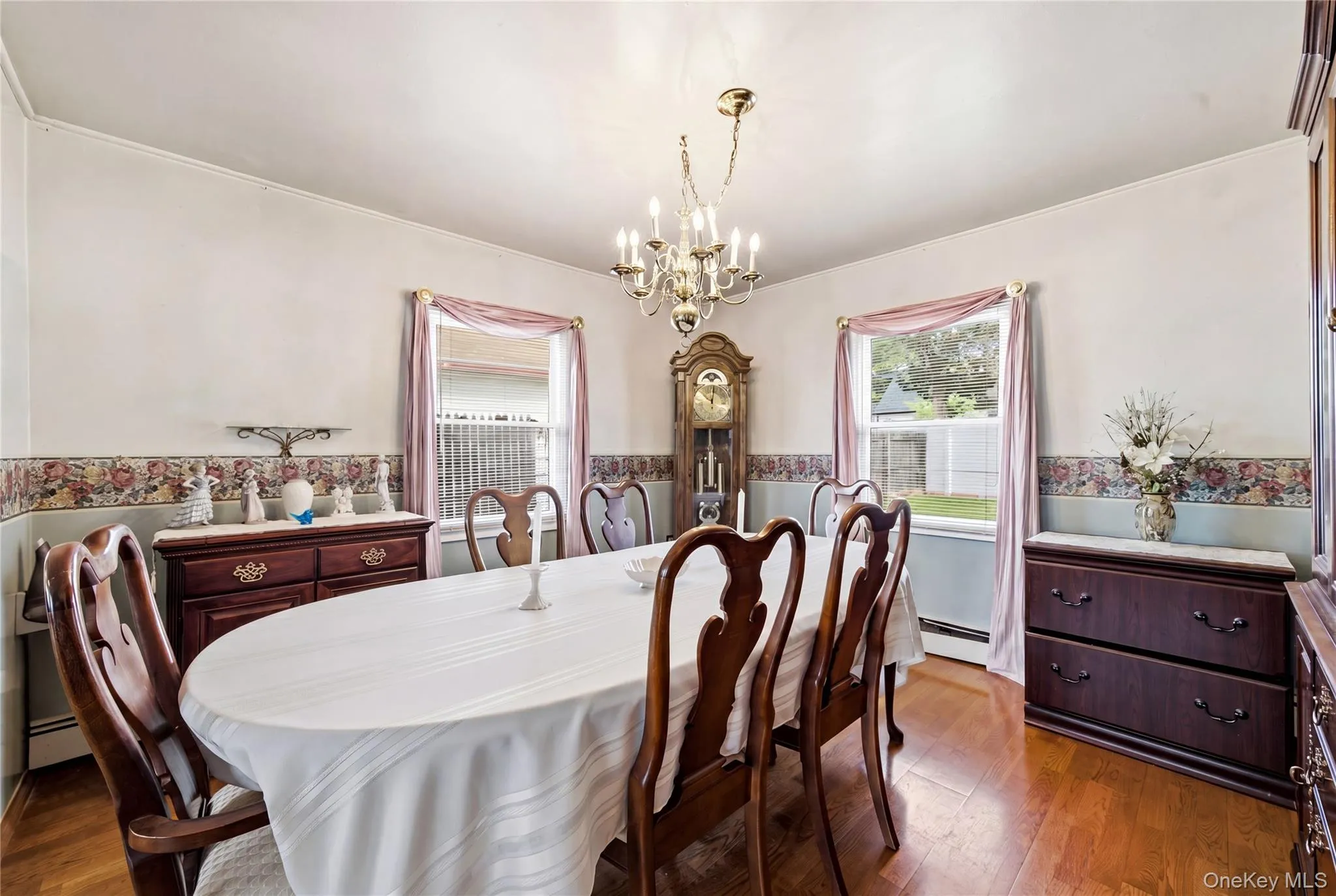 31 Sherwood Road, Hempstead, NY, 3 Bedrooms Bedrooms, 6 Rooms Rooms,1 BathroomBathrooms,Residential,For Rent,Sherwood,0,1014967 31 Sherwood Road, Hempstead, NY, 3 Bedrooms Bedrooms, 6 Rooms Rooms,1 BathroomBathrooms,Residential,For Rent,Sherwood,0,1014967