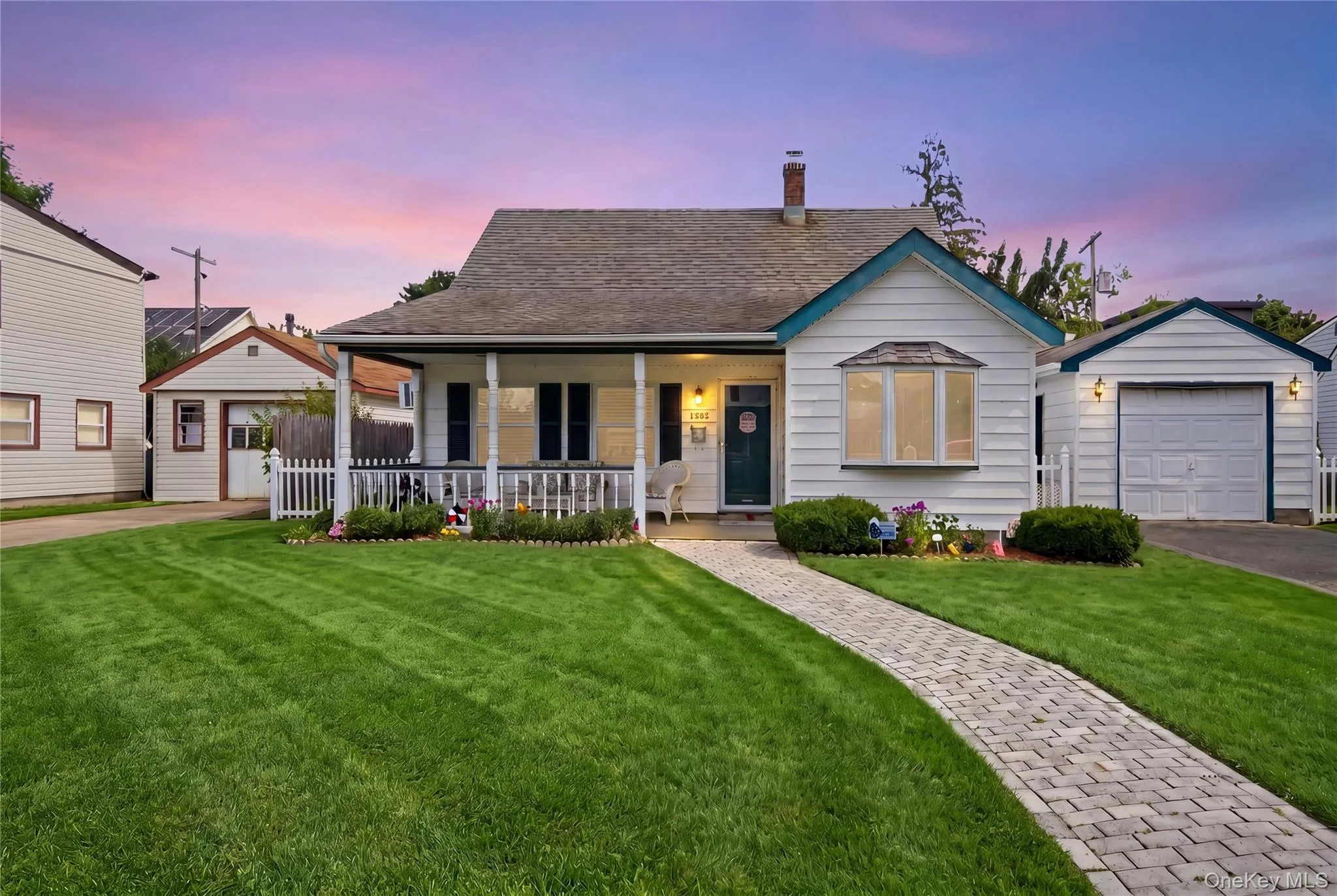 31 Sherwood Road, Hempstead, NY, 3 Bedrooms Bedrooms, 6 Rooms Rooms,1 BathroomBathrooms,Residential,For Rent,Sherwood,0,1014967 31 Sherwood Road, Hempstead, NY, 3 Bedrooms Bedrooms, 6 Rooms Rooms,1 BathroomBathrooms,Residential,For Rent,Sherwood,0,1014967
