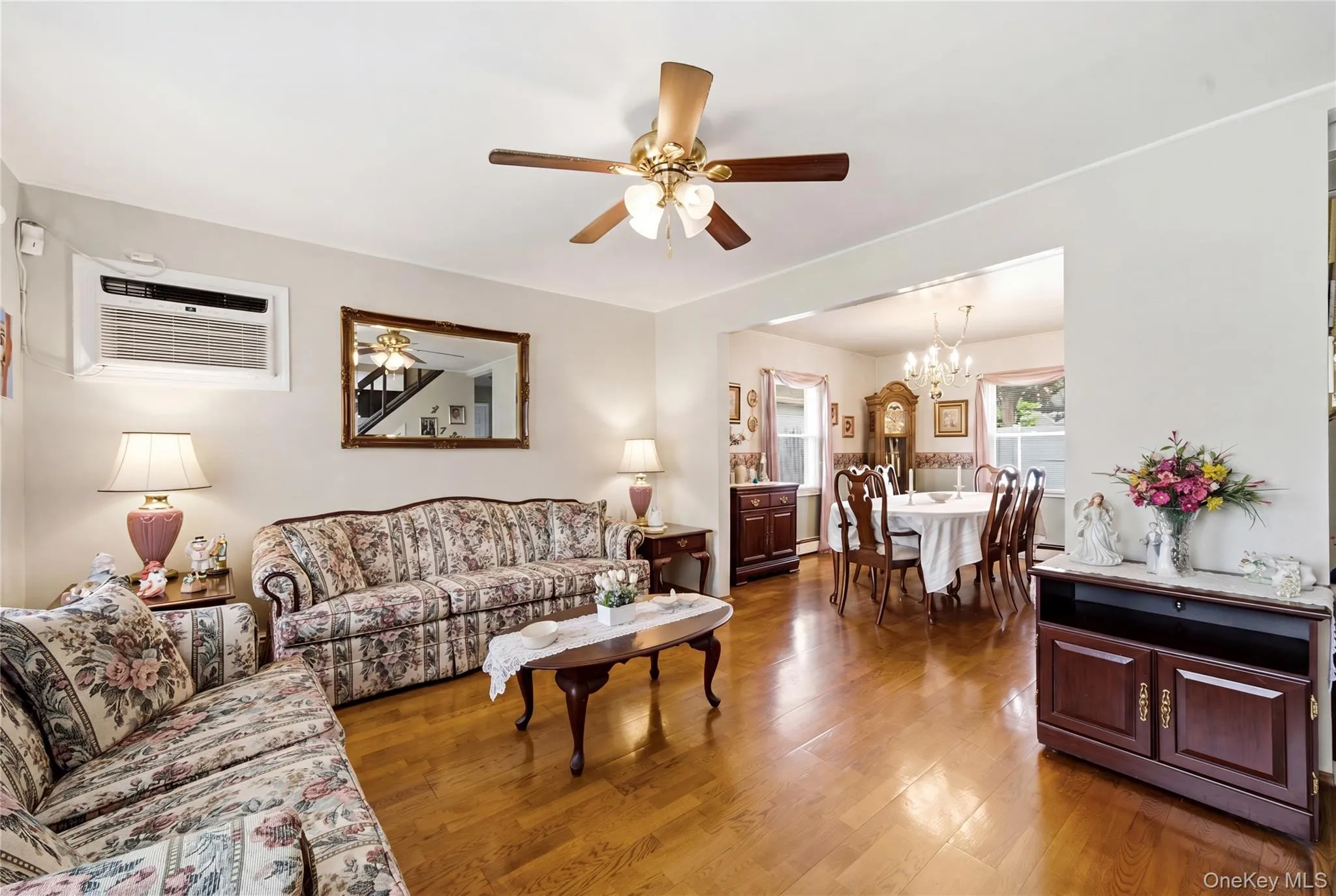 31 Sherwood Road, Hempstead, NY, 3 Bedrooms Bedrooms, 6 Rooms Rooms,1 BathroomBathrooms,Residential,For Rent,Sherwood,0,1014967 31 Sherwood Road, Hempstead, NY, 3 Bedrooms Bedrooms, 6 Rooms Rooms,1 BathroomBathrooms,Residential,For Rent,Sherwood,0,1014967