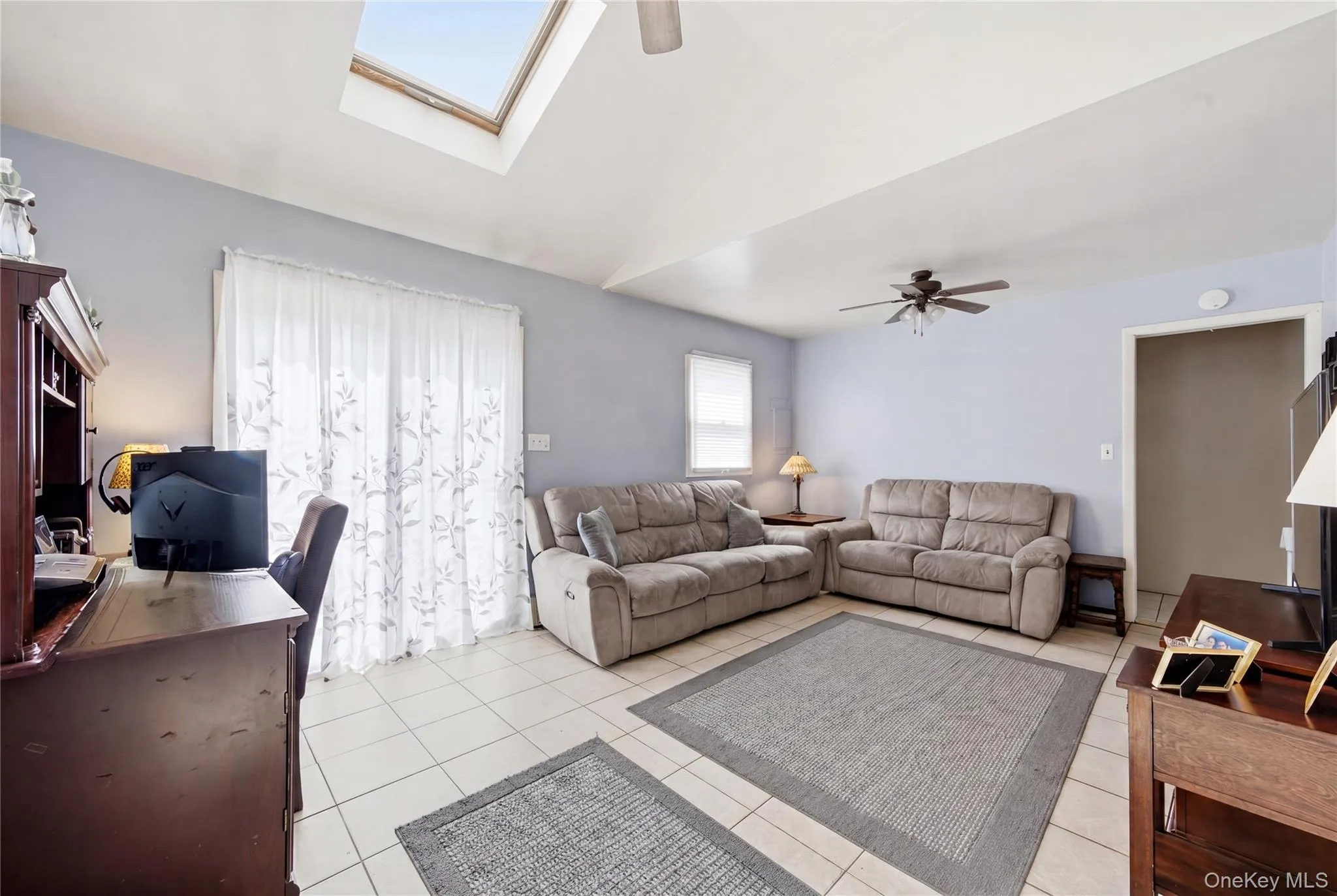 31 Sherwood Road, Hempstead, NY, 3 Bedrooms Bedrooms, 6 Rooms Rooms,1 BathroomBathrooms,Residential,For Rent,Sherwood,0,1014967 31 Sherwood Road, Hempstead, NY, 3 Bedrooms Bedrooms, 6 Rooms Rooms,1 BathroomBathrooms,Residential,For Rent,Sherwood,0,1014967