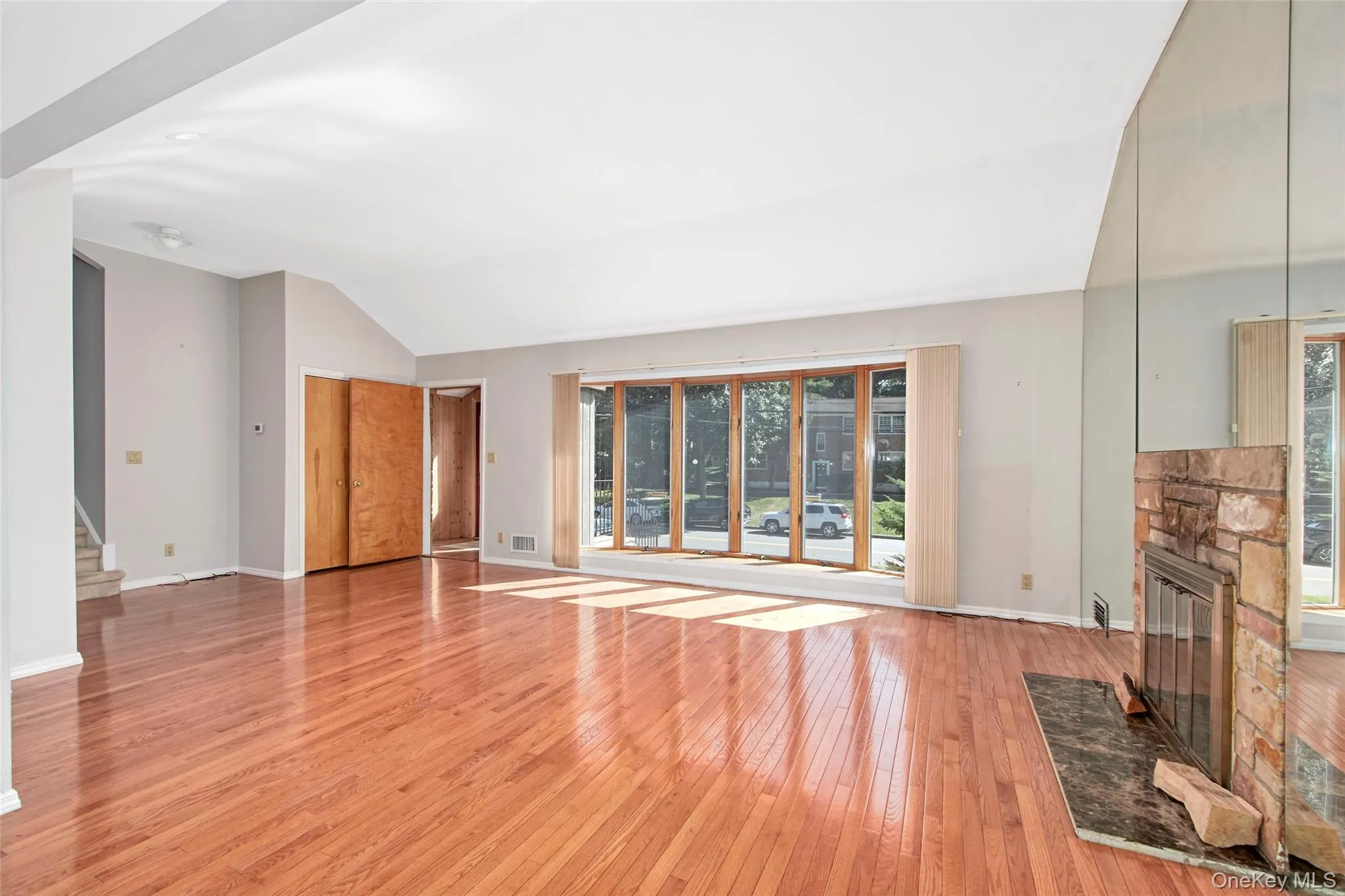 185 Pinewood Road, Greenburgh, NY, 3 Bedrooms Bedrooms, 7 Rooms Rooms,3 BathroomsBathrooms,Residential Lease,For Rent,Pinewood,0,1014971 185 Pinewood Road, Greenburgh, NY, 3 Bedrooms Bedrooms, 7 Rooms Rooms,3 BathroomsBathrooms,Residential Lease,For Rent,Pinewood,0,1014971