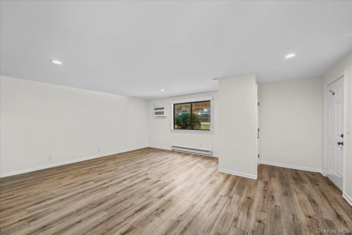 55 Fieldstone Drive, Greenburgh, NY, 1 Bedroom Bedrooms, 3 Rooms Rooms,1 BathroomBathrooms,Residential,For Rent,Fieldstone,0,1014972 55 Fieldstone Drive, Greenburgh, NY, 1 Bedroom Bedrooms, 3 Rooms Rooms,1 BathroomBathrooms,Residential,For Rent,Fieldstone,0,1014972