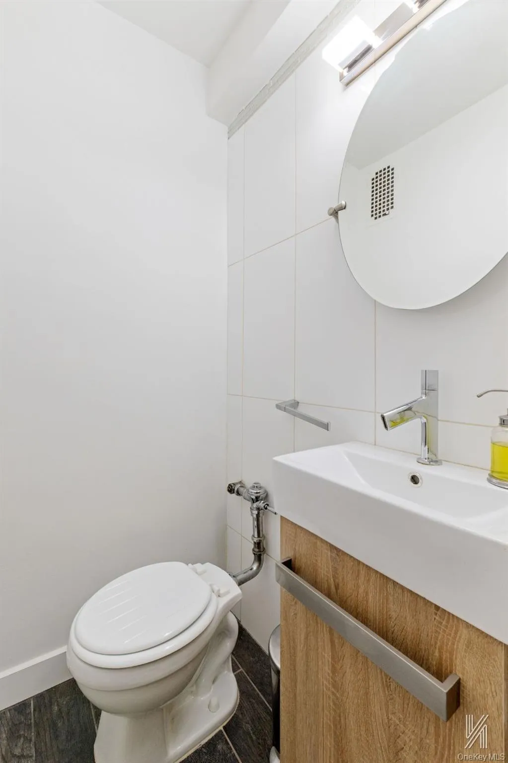 33-45 94th Street, New York, NY, 2 Bedrooms Bedrooms, 4 Rooms Rooms,1 BathroomBathrooms,Residential,For Rent,94th,0,1014973 33-45 94th Street, New York, NY, 2 Bedrooms Bedrooms, 4 Rooms Rooms,1 BathroomBathrooms,Residential,For Rent,94th,0,1014973