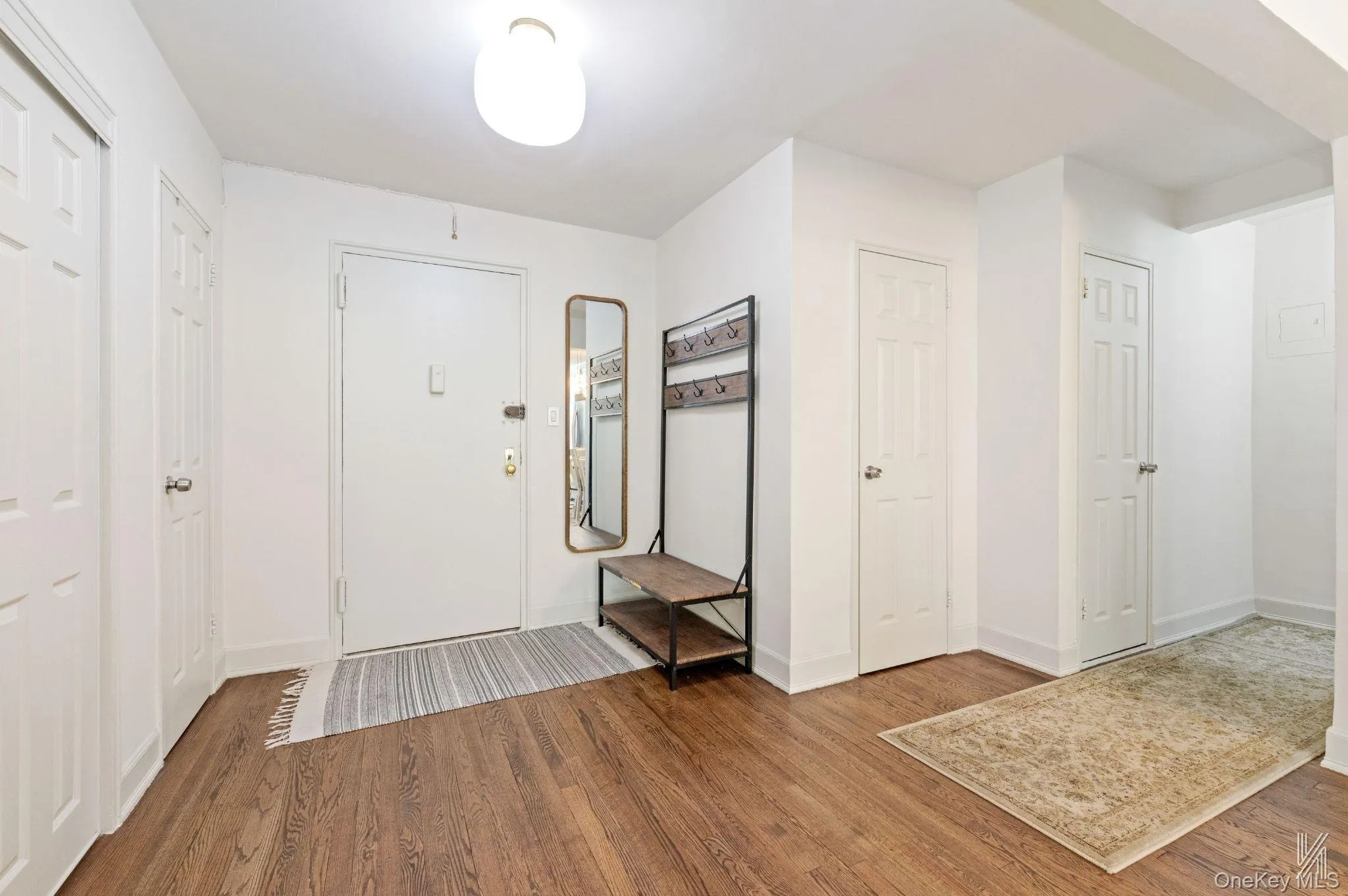 33-45 94th Street, New York, NY, 2 Bedrooms Bedrooms, 4 Rooms Rooms,1 BathroomBathrooms,Residential,For Rent,94th,0,1014973 33-45 94th Street, New York, NY, 2 Bedrooms Bedrooms, 4 Rooms Rooms,1 BathroomBathrooms,Residential,For Rent,94th,0,1014973