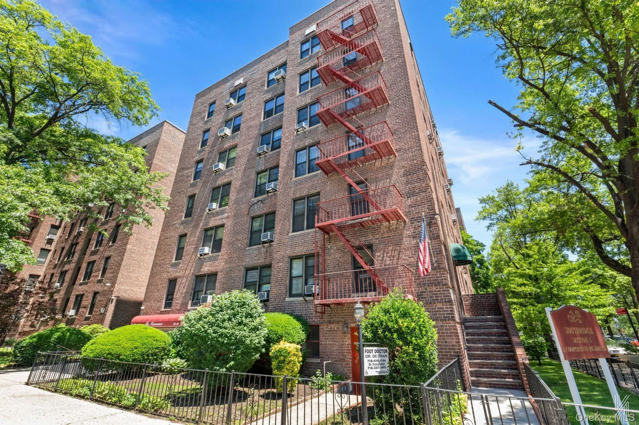 33-45 94th Street, New York, NY, 2 Bedrooms Bedrooms, 4 Rooms Rooms,1 BathroomBathrooms,Residential,For Rent,94th,0,1014973 33-45 94th Street, New York, NY, 2 Bedrooms Bedrooms, 4 Rooms Rooms,1 BathroomBathrooms,Residential,For Rent,94th,0,1014973