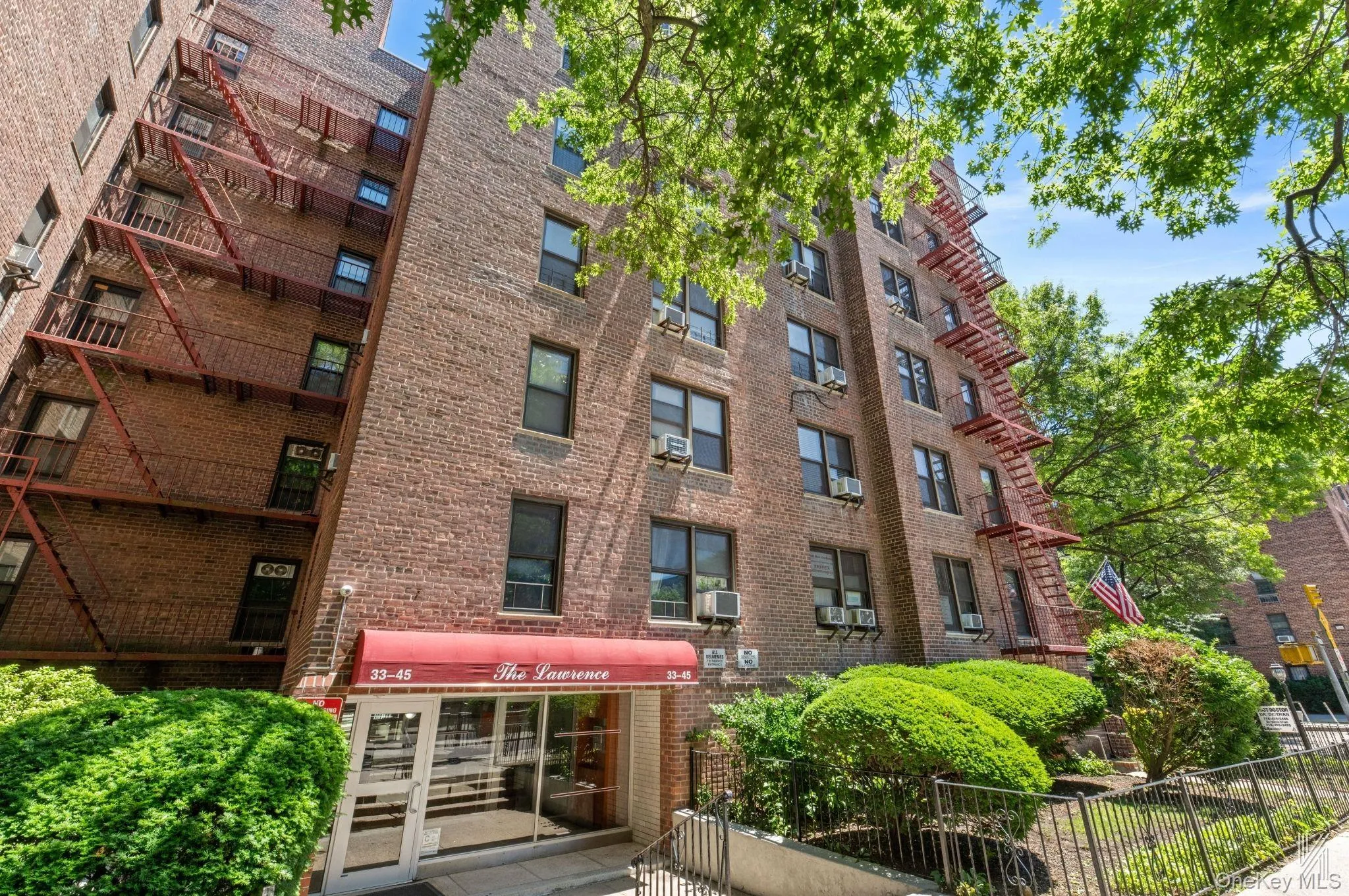 33-45 94th Street, New York, NY, 2 Bedrooms Bedrooms, 4 Rooms Rooms,1 BathroomBathrooms,Residential,For Rent,94th,0,1014973 33-45 94th Street, New York, NY, 2 Bedrooms Bedrooms, 4 Rooms Rooms,1 BathroomBathrooms,Residential,For Rent,94th,0,1014973