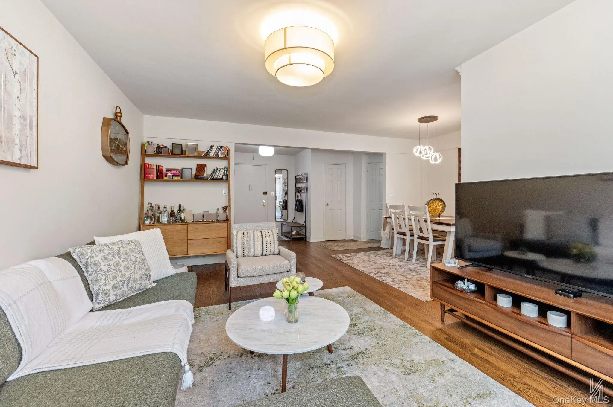 33-45 94th Street, New York, NY, 2 Bedrooms Bedrooms, 4 Rooms Rooms,1 BathroomBathrooms,Residential,For Rent,94th,0,1014973 33-45 94th Street, New York, NY, 2 Bedrooms Bedrooms, 4 Rooms Rooms,1 BathroomBathrooms,Residential,For Rent,94th,0,1014973
