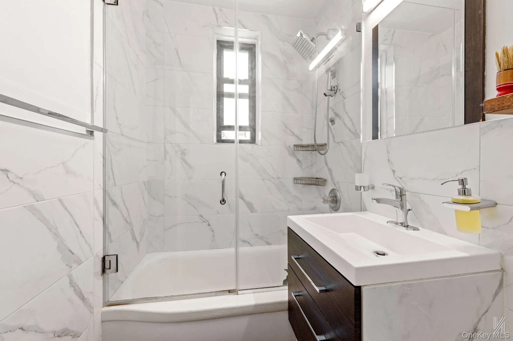 33-45 94th Street, New York, NY, 2 Bedrooms Bedrooms, 4 Rooms Rooms,1 BathroomBathrooms,Residential,For Rent,94th,0,1014973 33-45 94th Street, New York, NY, 2 Bedrooms Bedrooms, 4 Rooms Rooms,1 BathroomBathrooms,Residential,For Rent,94th,0,1014973