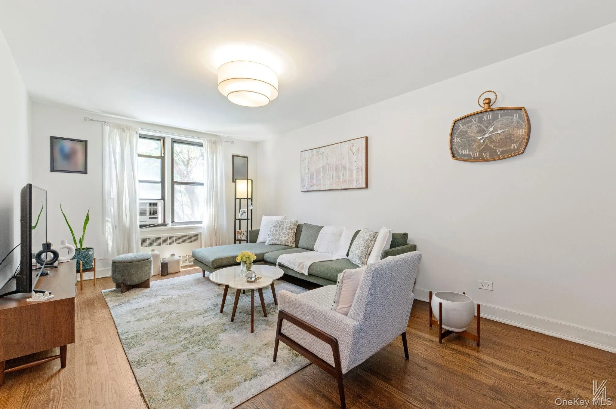 33-45 94th Street, New York, NY, 2 Bedrooms Bedrooms, 4 Rooms Rooms,1 BathroomBathrooms,Residential,For Rent,94th,0,1014973 33-45 94th Street, New York, NY, 2 Bedrooms Bedrooms, 4 Rooms Rooms,1 BathroomBathrooms,Residential,For Rent,94th,0,1014973