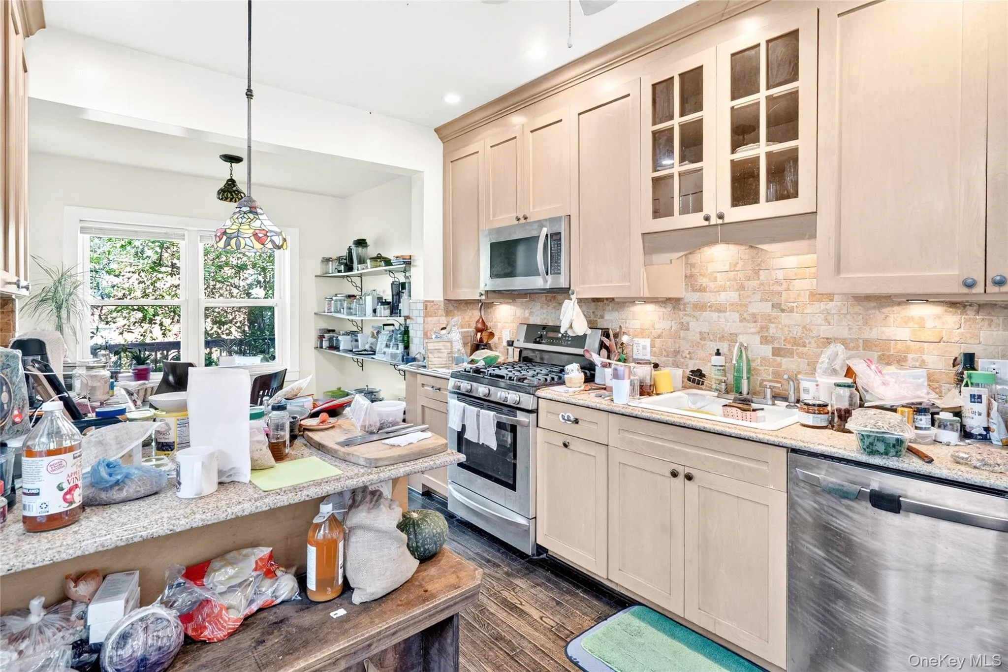 5646 Post Road, New York, NY, 3 Bedrooms Bedrooms, 7 Rooms Rooms,4 BathroomsBathrooms,Residential,For Rent,Post,0,KEY1014975 5646 Post Road, New York, NY, 3 Bedrooms Bedrooms, 7 Rooms Rooms,4 BathroomsBathrooms,Residential,For Rent,Post,0,KEY1014975