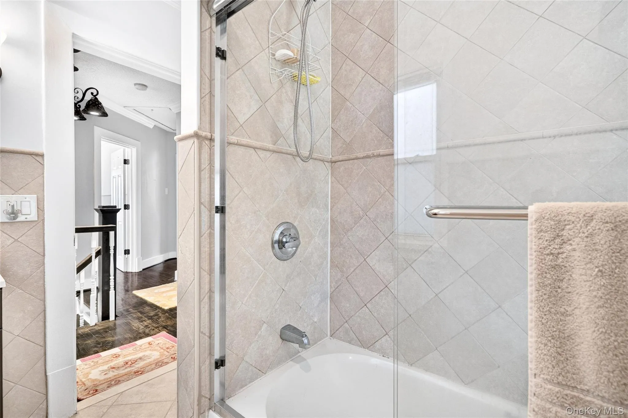 5646 Post Road, New York, NY, 3 Bedrooms Bedrooms, 7 Rooms Rooms,4 BathroomsBathrooms,Residential,For Rent,Post,0,KEY1014975 5646 Post Road, New York, NY, 3 Bedrooms Bedrooms, 7 Rooms Rooms,4 BathroomsBathrooms,Residential,For Rent,Post,0,KEY1014975