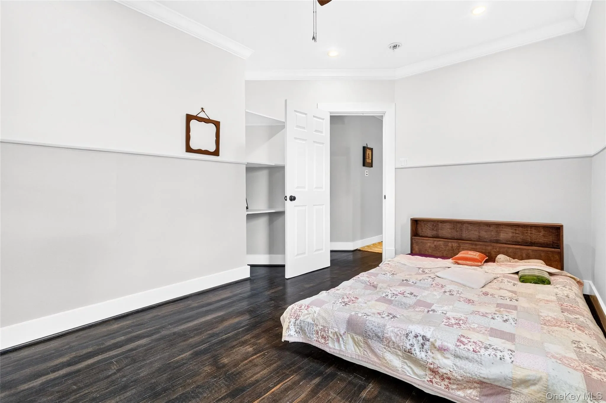 5646 Post Road, New York, NY, 3 Bedrooms Bedrooms, 7 Rooms Rooms,4 BathroomsBathrooms,Residential,For Rent,Post,0,KEY1014975 5646 Post Road, New York, NY, 3 Bedrooms Bedrooms, 7 Rooms Rooms,4 BathroomsBathrooms,Residential,For Rent,Post,0,KEY1014975